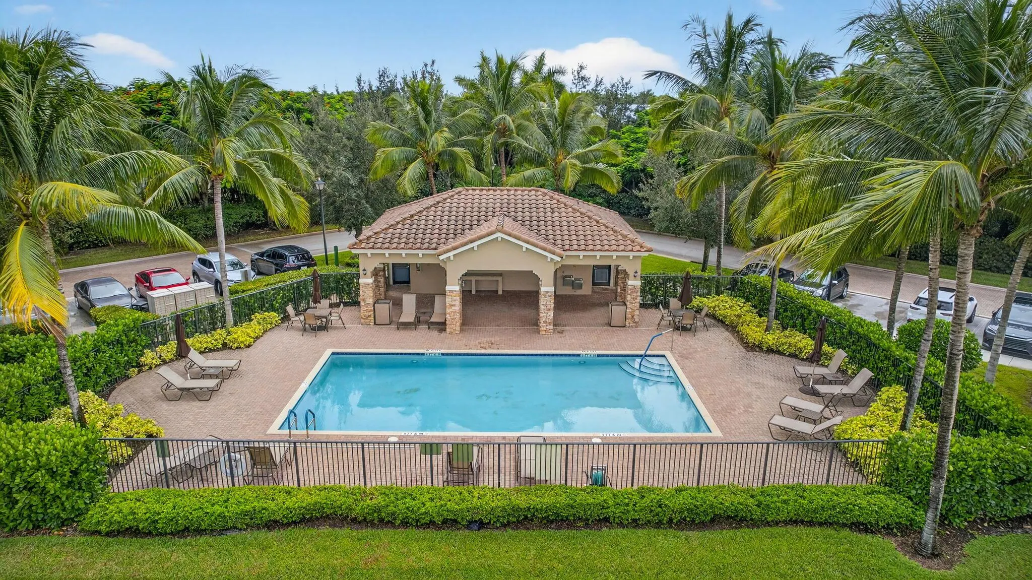 10348 Wellington Parc Drive