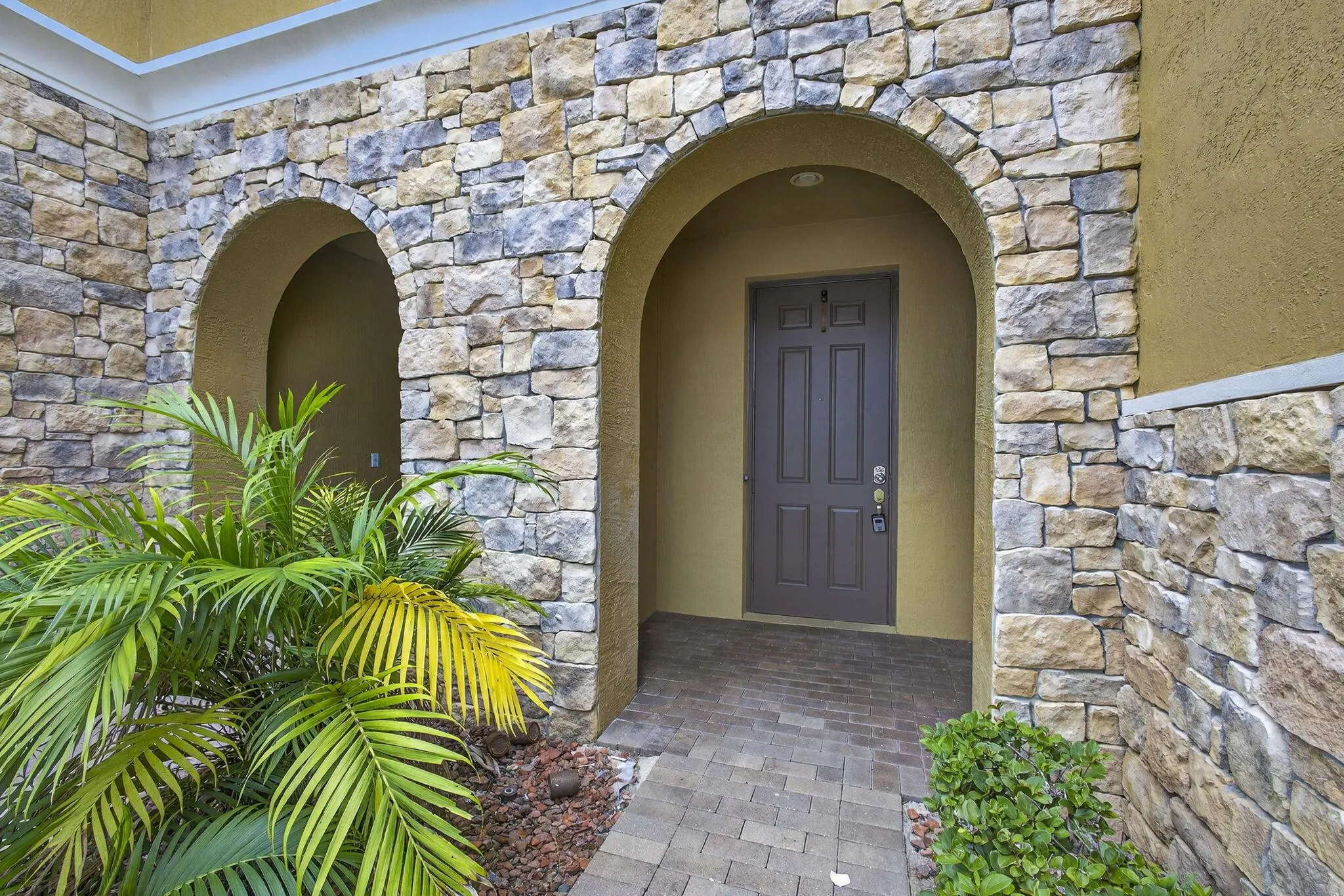 10348 Wellington Parc Drive