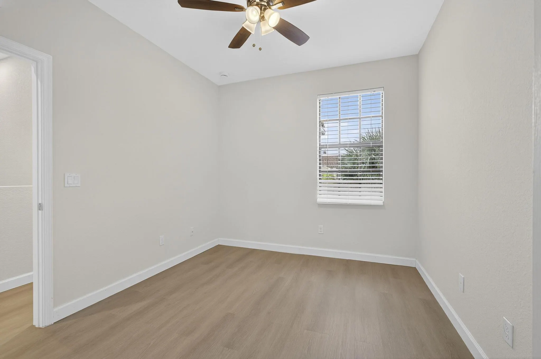 10348 Wellington Parc Drive