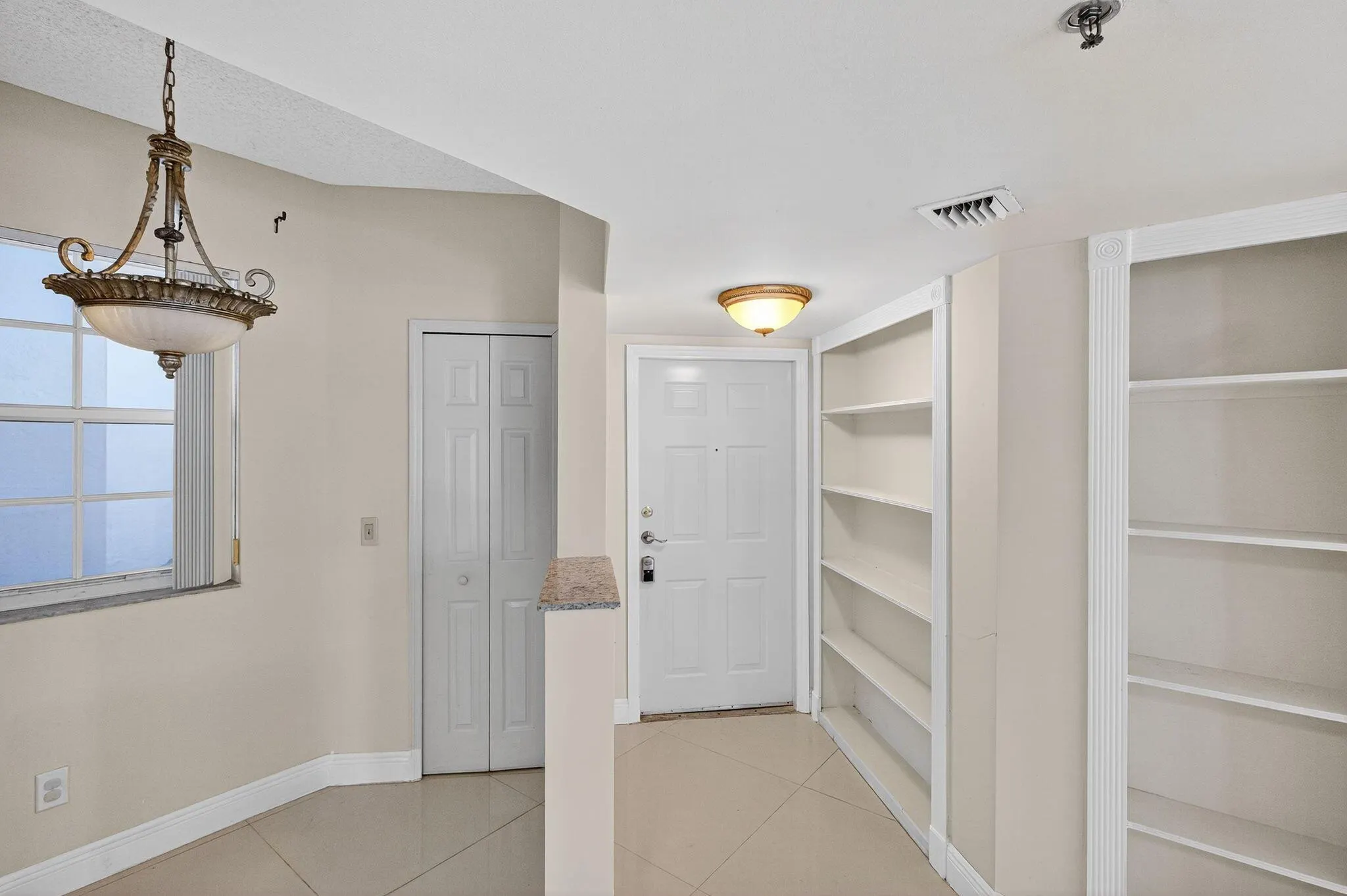3255 NE 184th Street, #12104