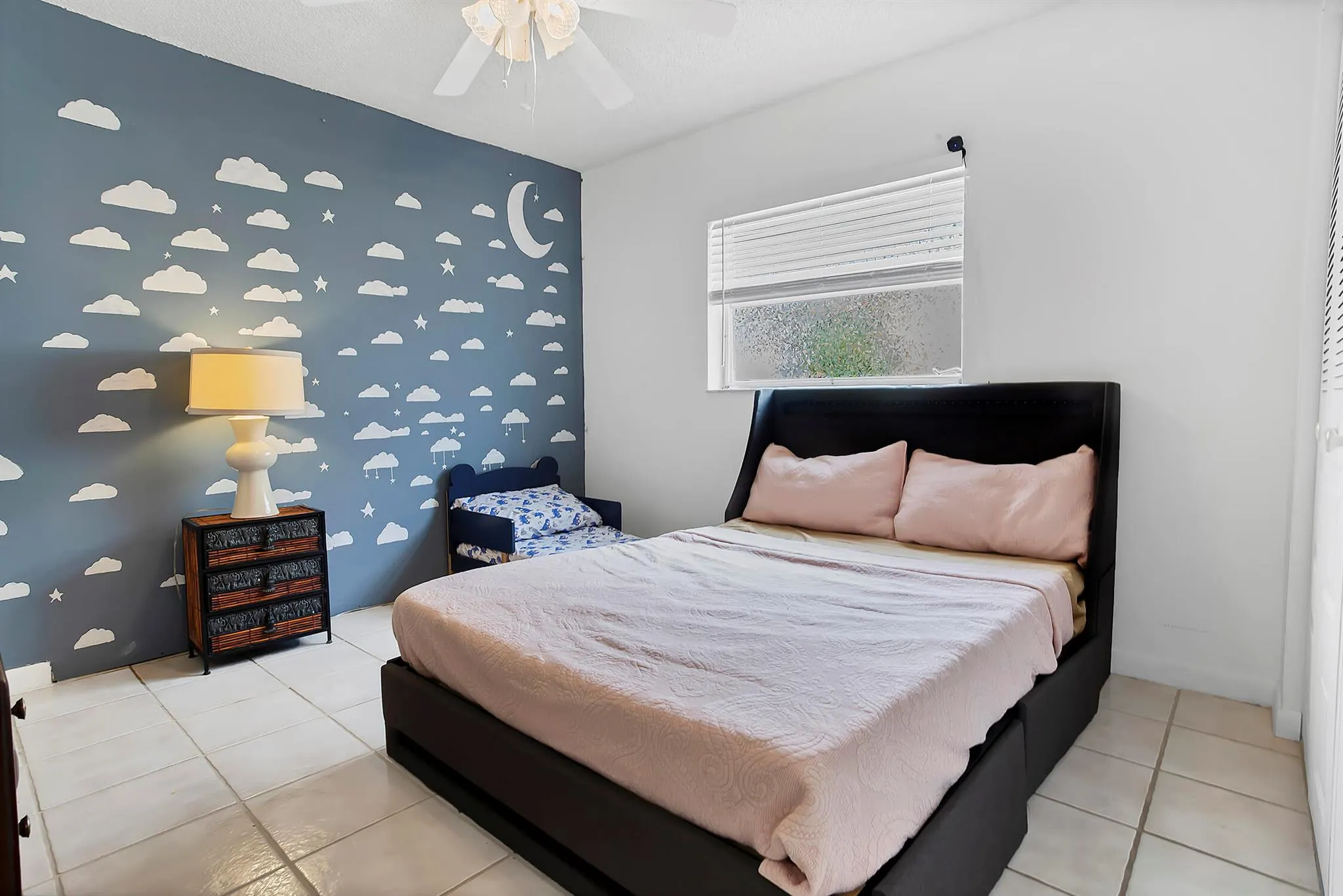 1751 NW 48th Place