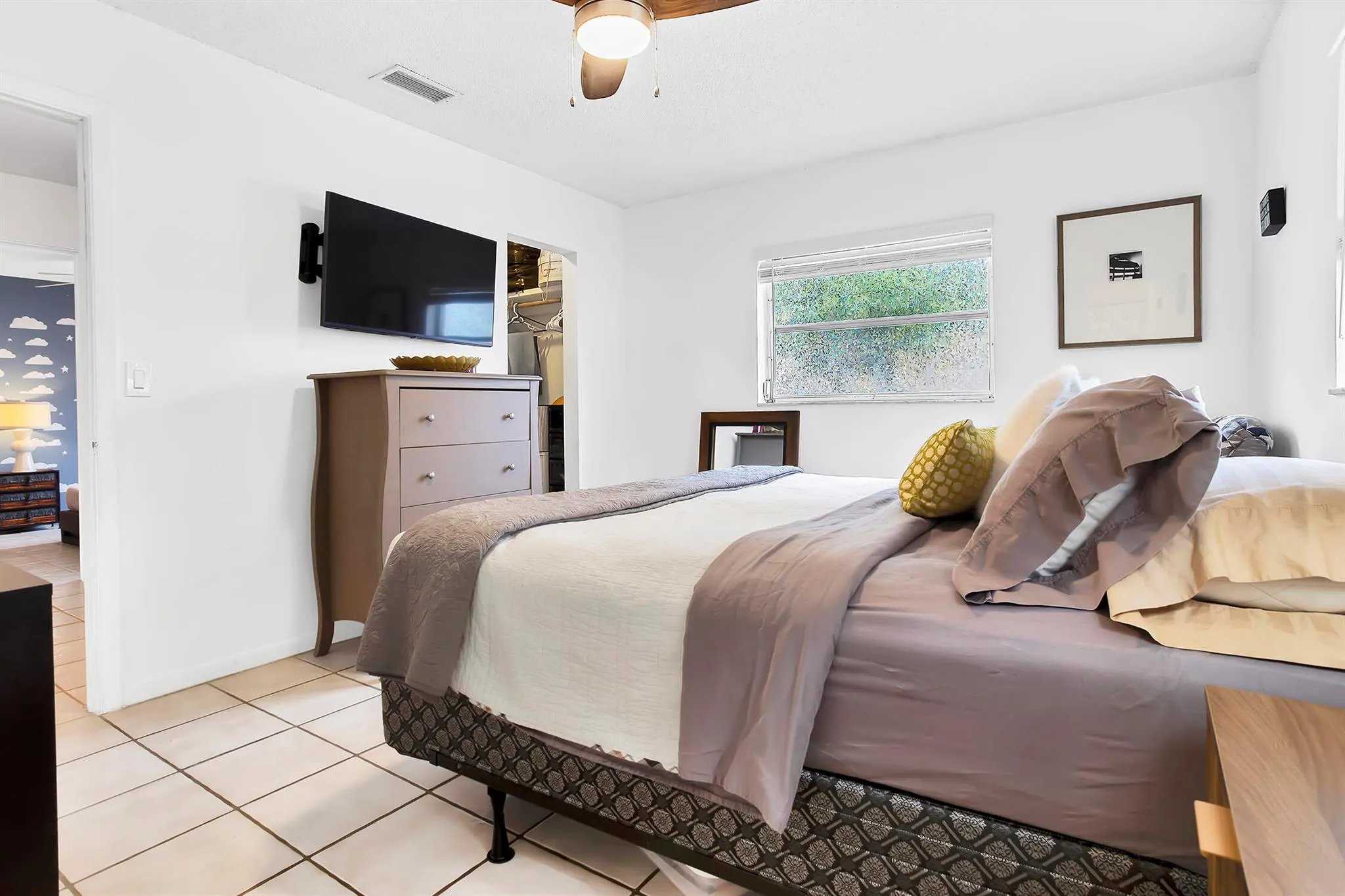 1751 NW 48th Place