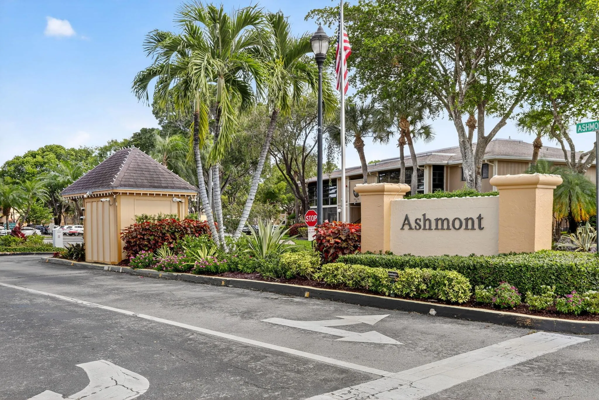 7711 Ashmont Circle, #215