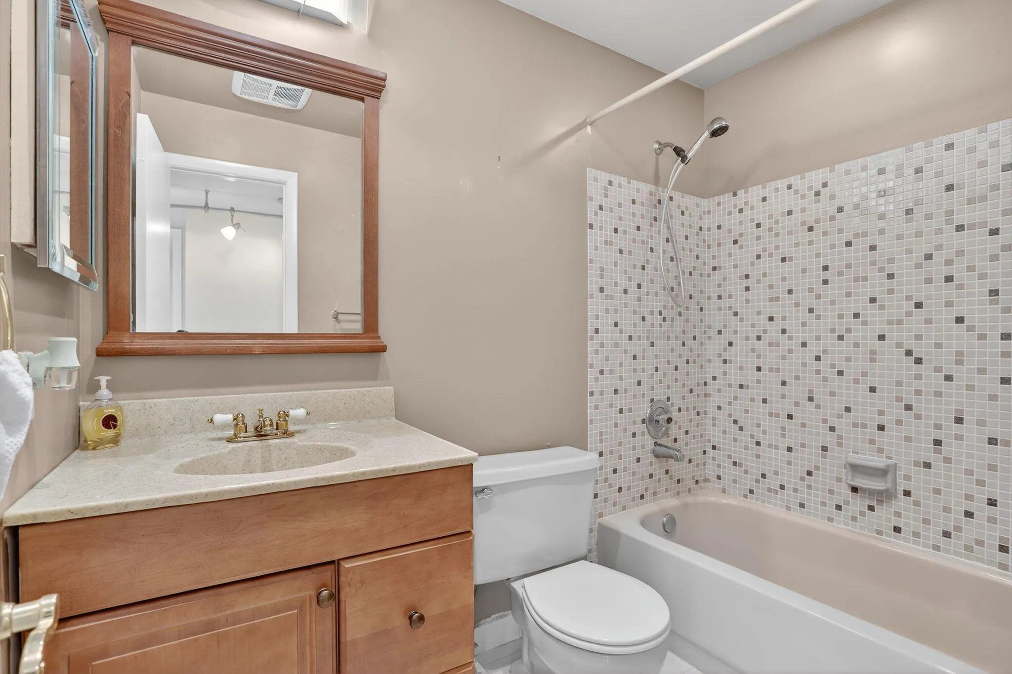 7711 Ashmont Circle, #215