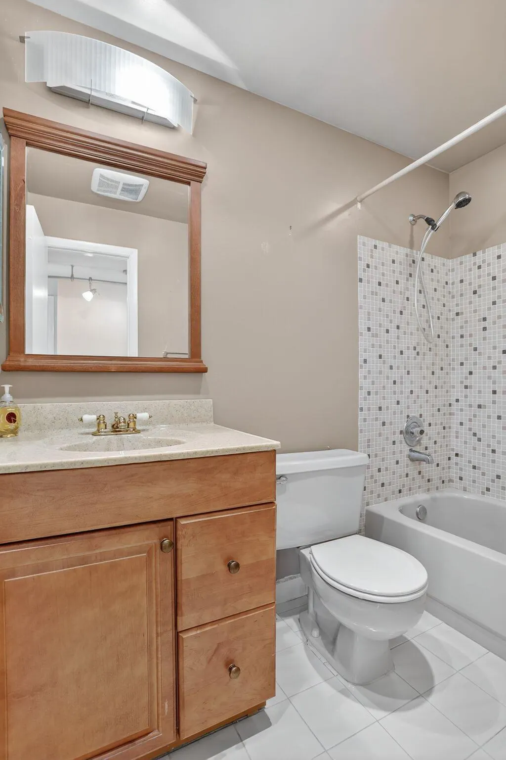 7711 Ashmont Circle, #215