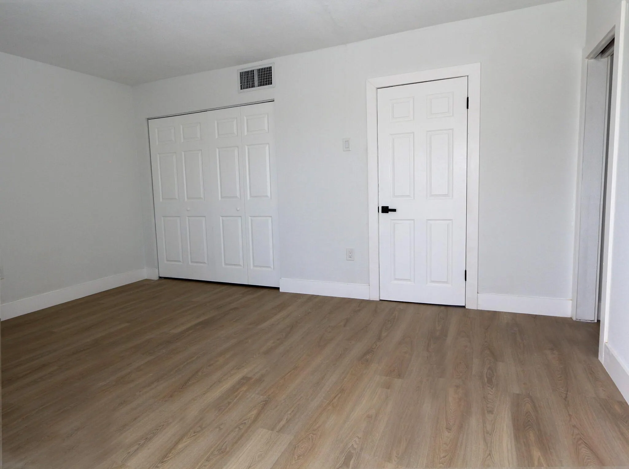 20120 NE 2nd Avenue, #W20