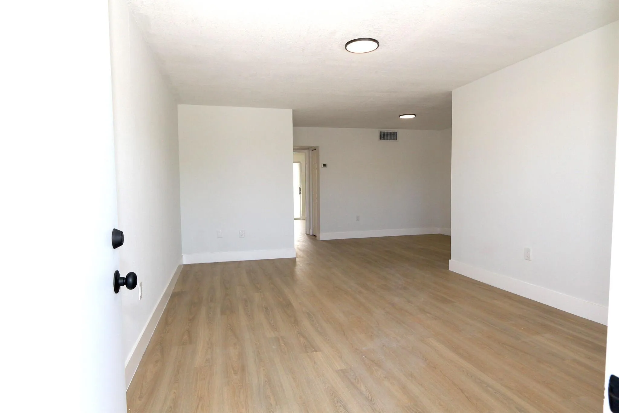 20120 NE 2nd Avenue, #W20