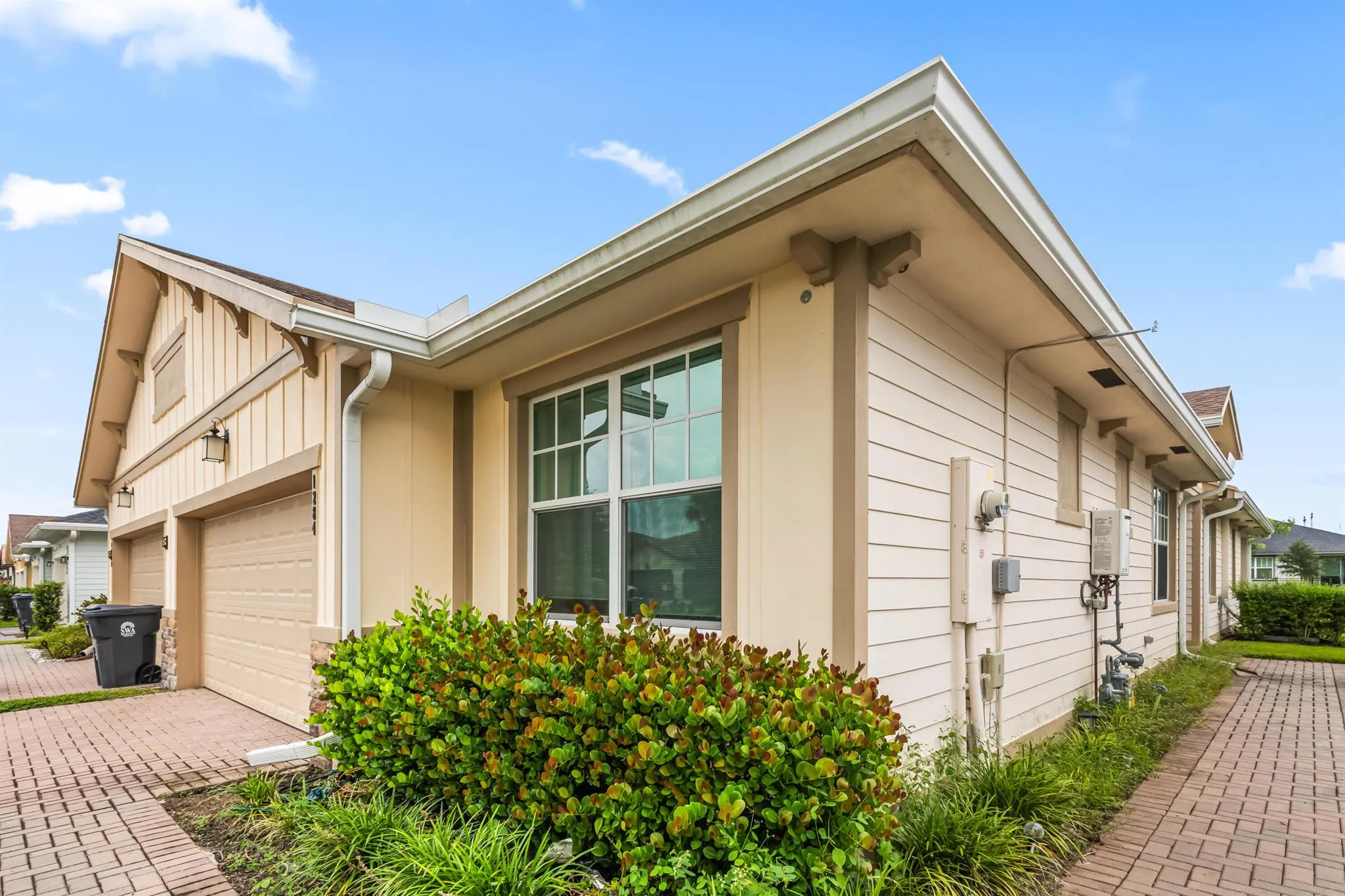 1284 Haywagon Trail