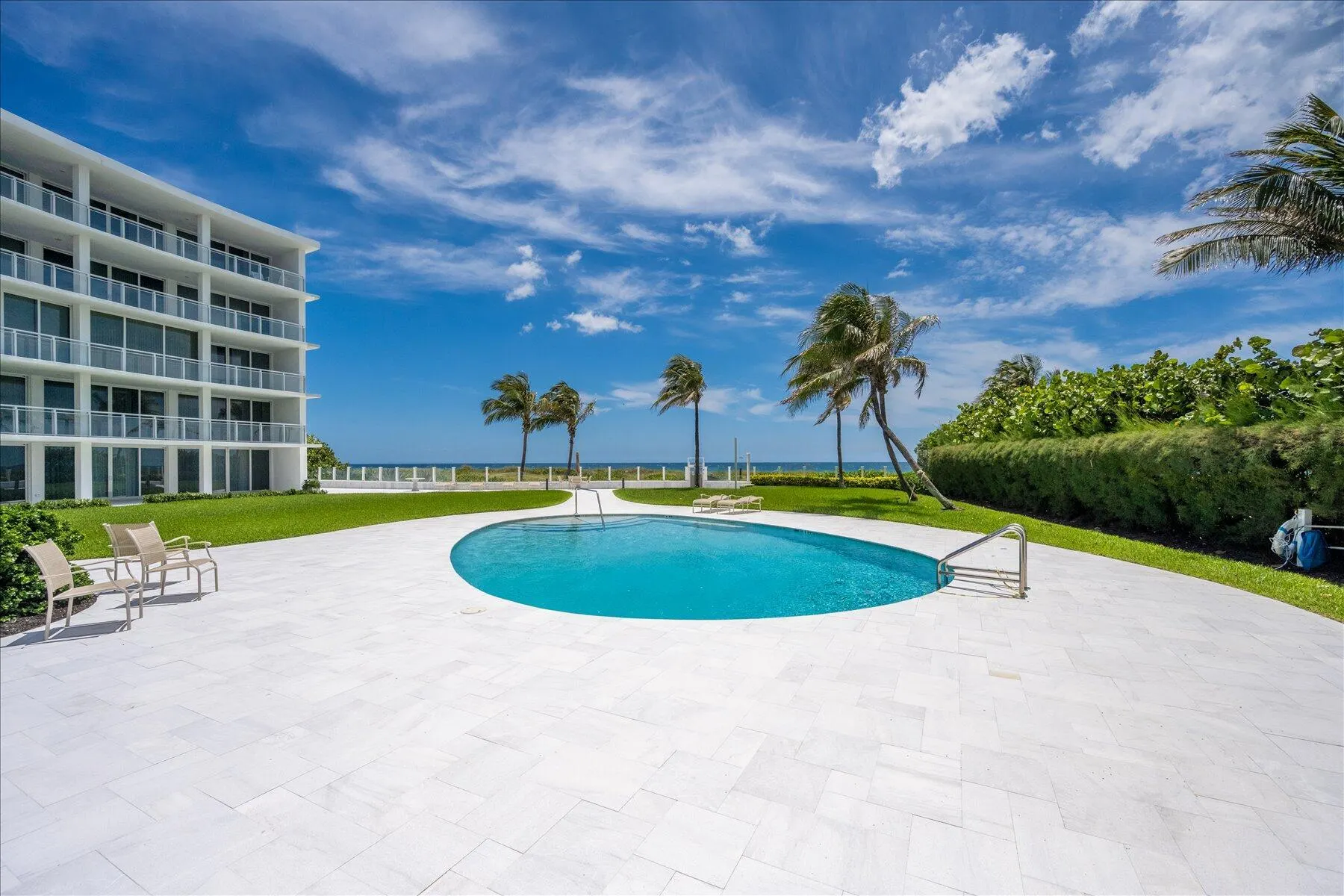 1213 S Ocean Boulevard, #2e
