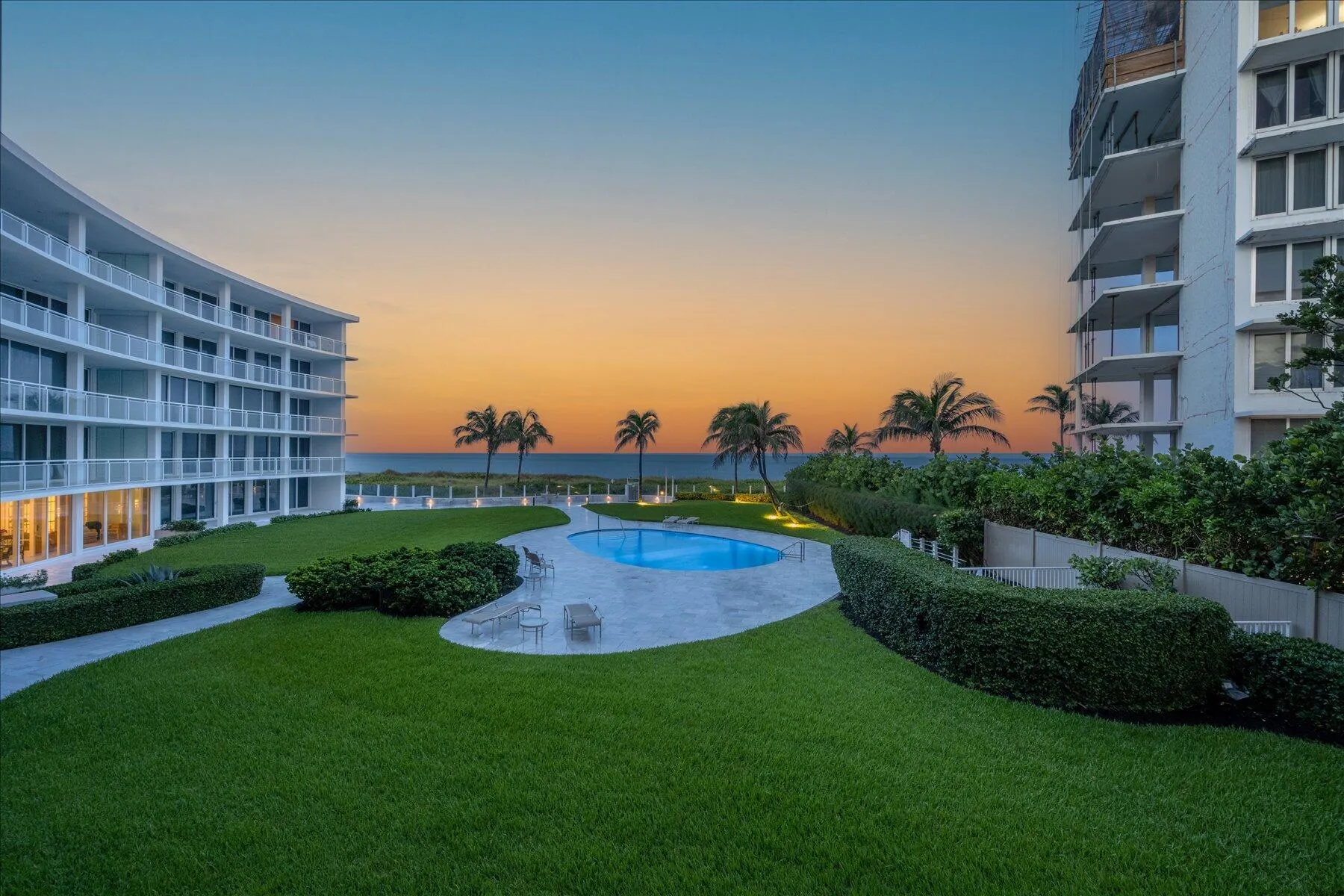 1213 S Ocean Boulevard, #2e