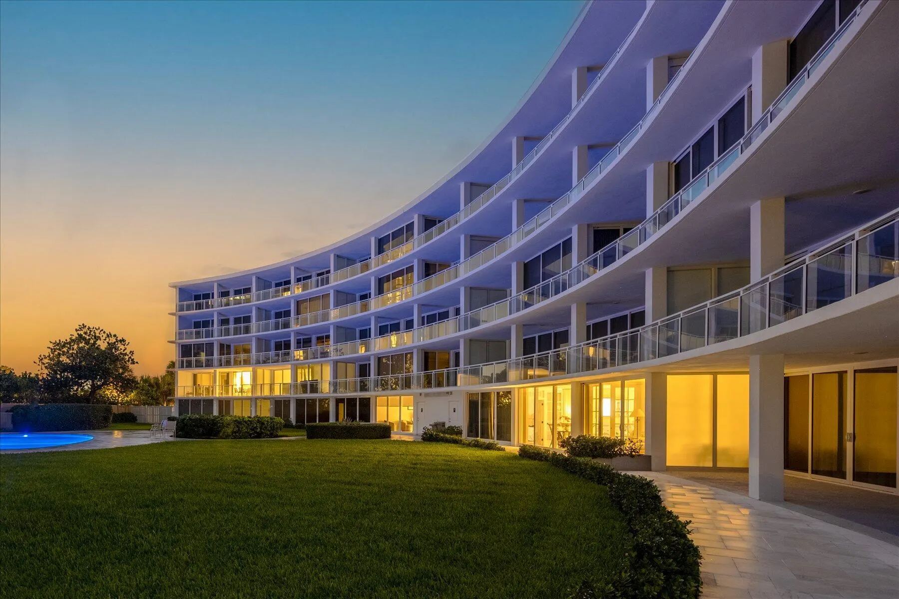 1213 S Ocean Boulevard, #2e