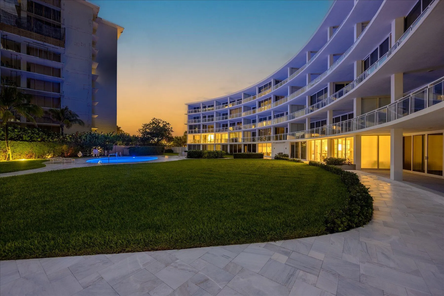 1213 S Ocean Boulevard, #2e