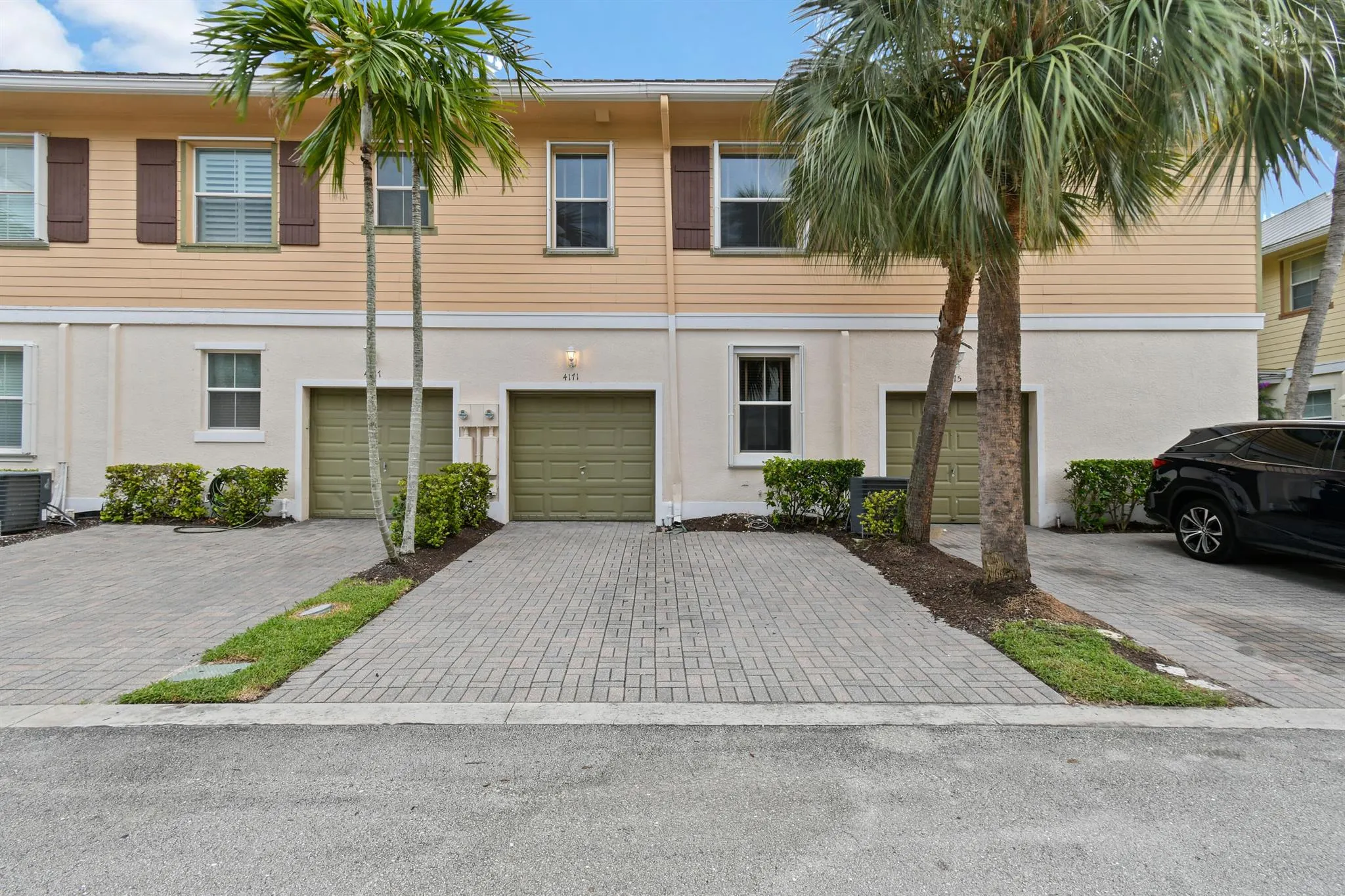 4171 Maya Cay Lane