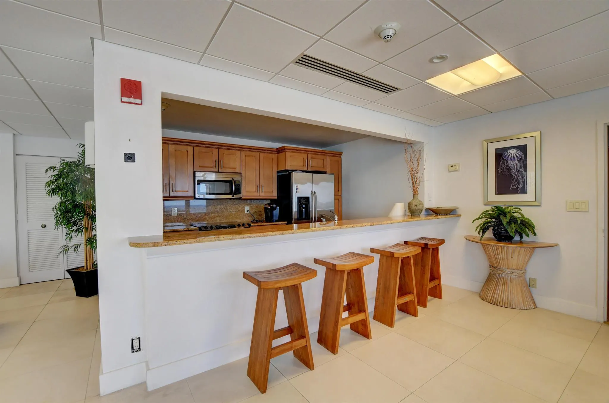 2066 N Ocean Boulevard, #3nw