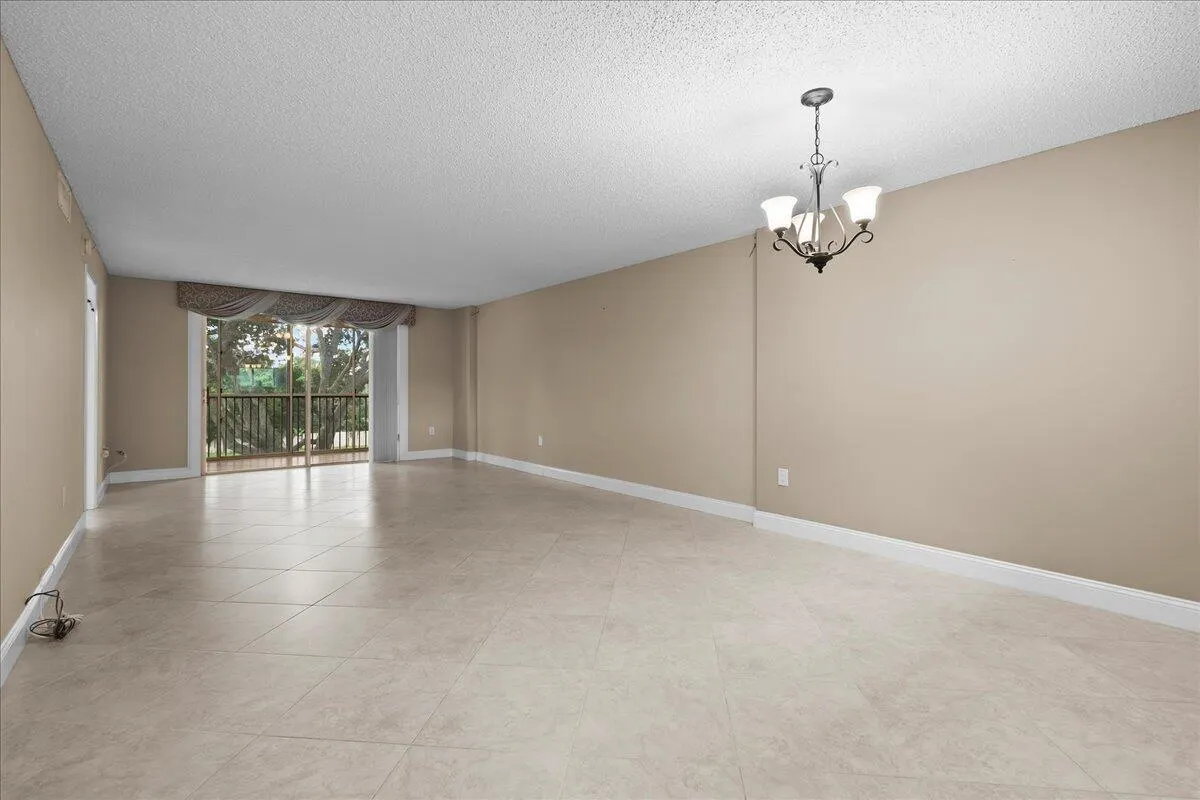 4734 Lucerne Lakes Boulevard E, #302