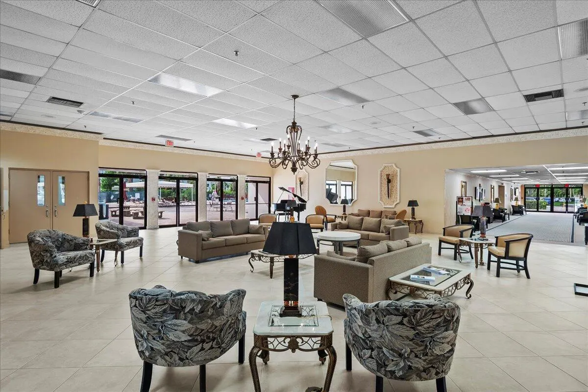 4734 Lucerne Lakes Boulevard E, #302