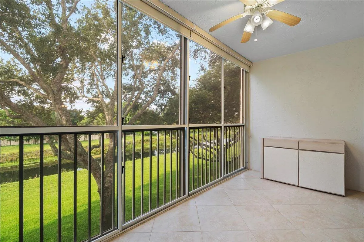 4734 Lucerne Lakes Boulevard E, #302