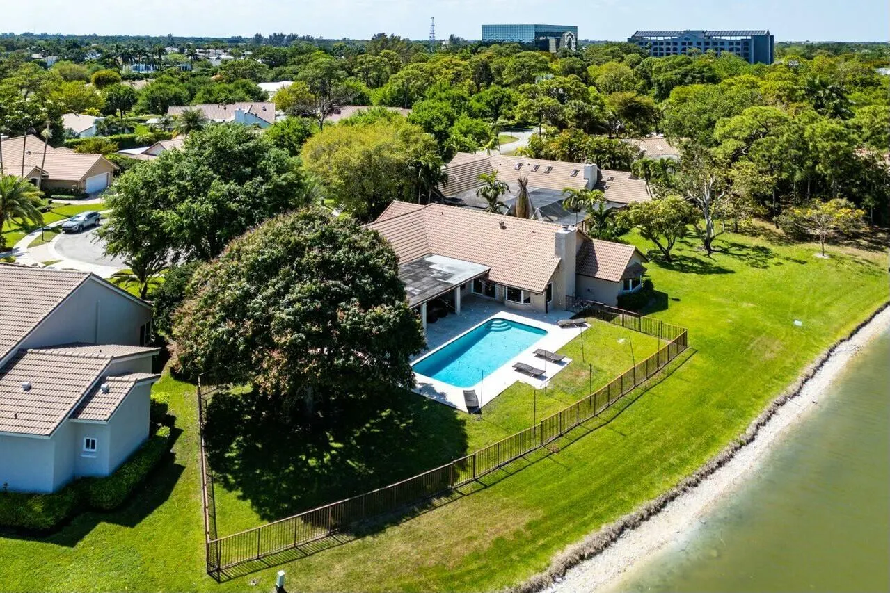 7619 Marbella Terrace