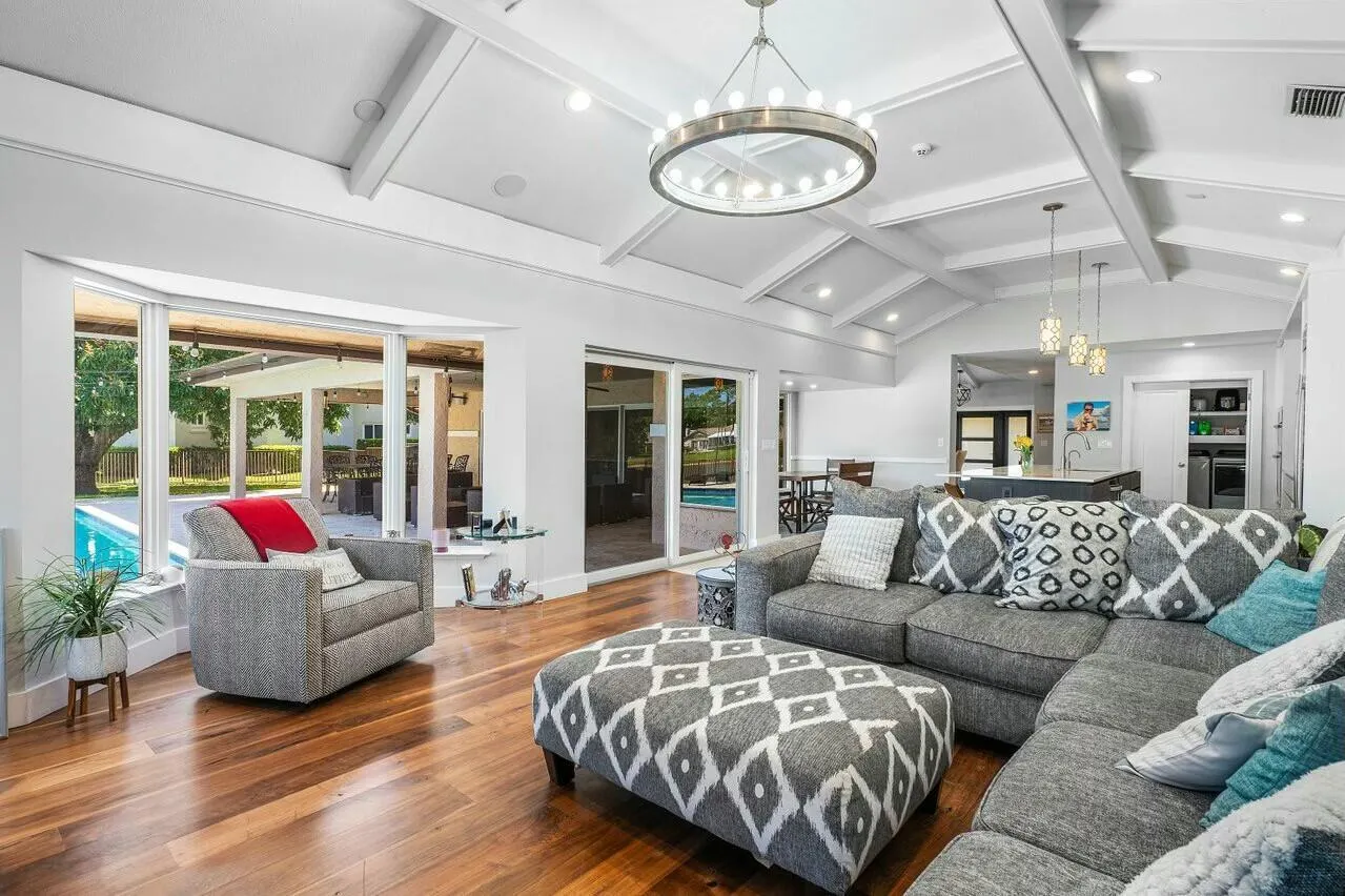 7619 Marbella Terrace