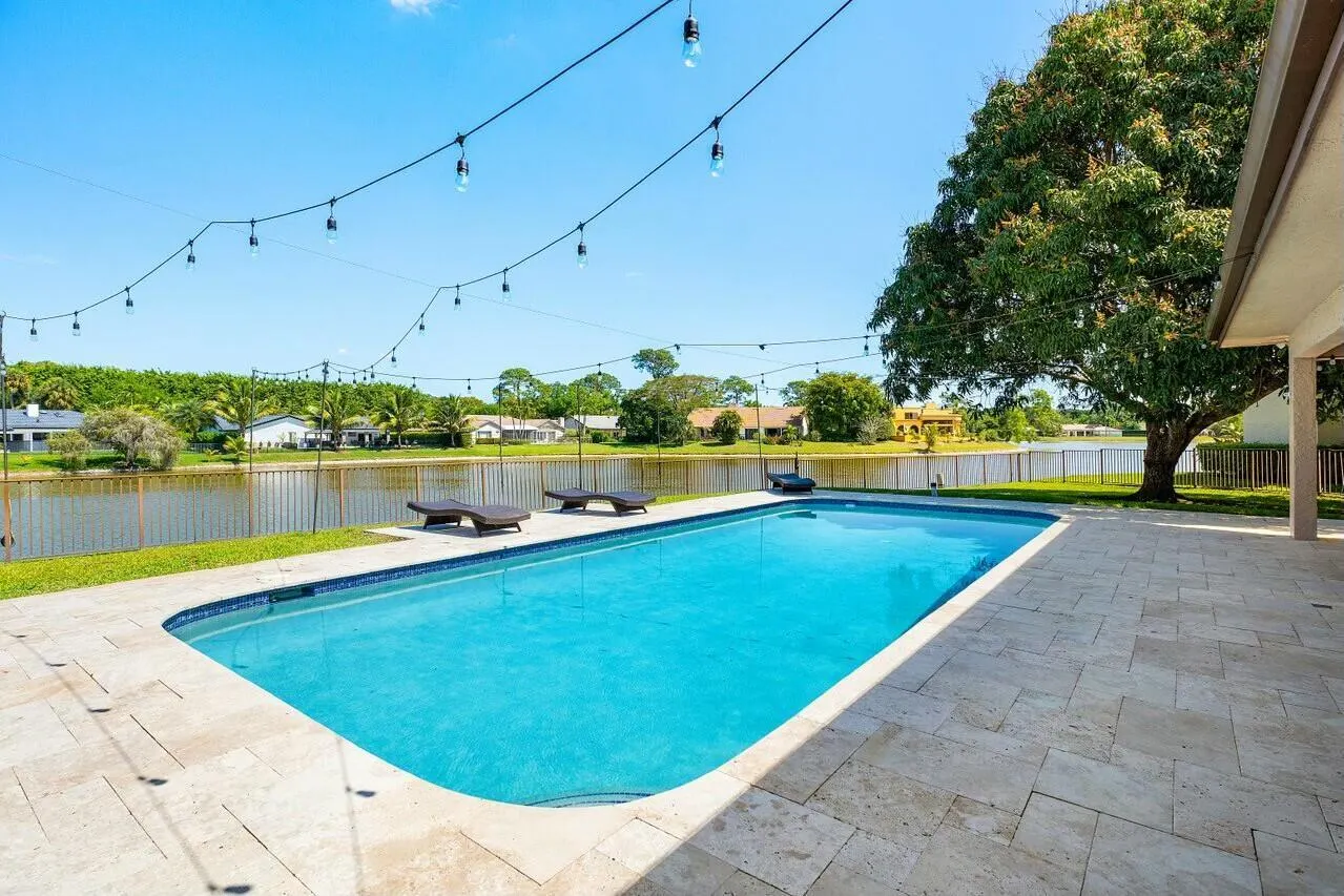 7619 Marbella Terrace
