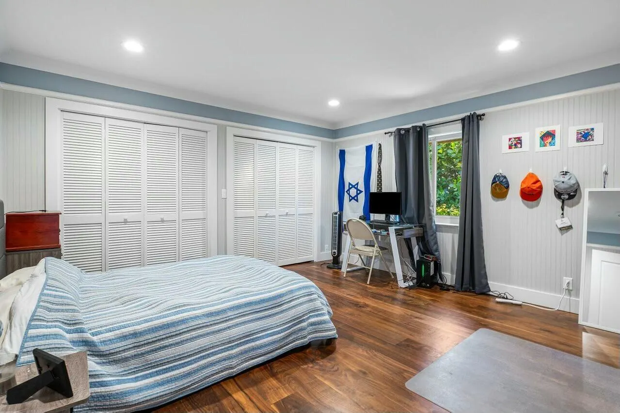 7619 Marbella Terrace