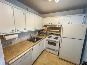 19 Oakridge B