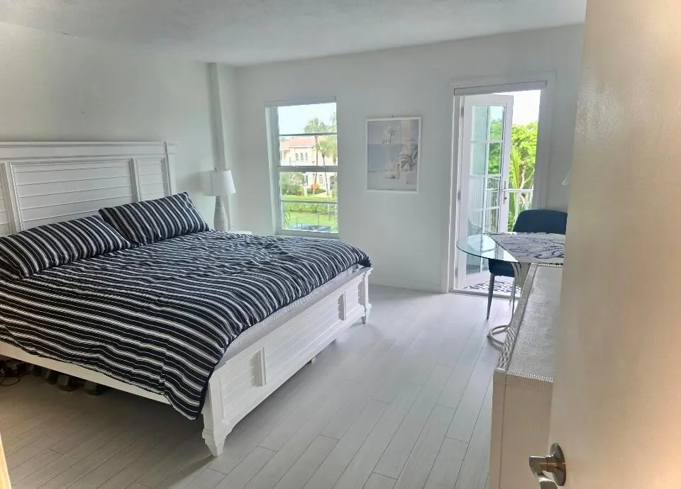 1111 S Ocean Boulevard E, #315