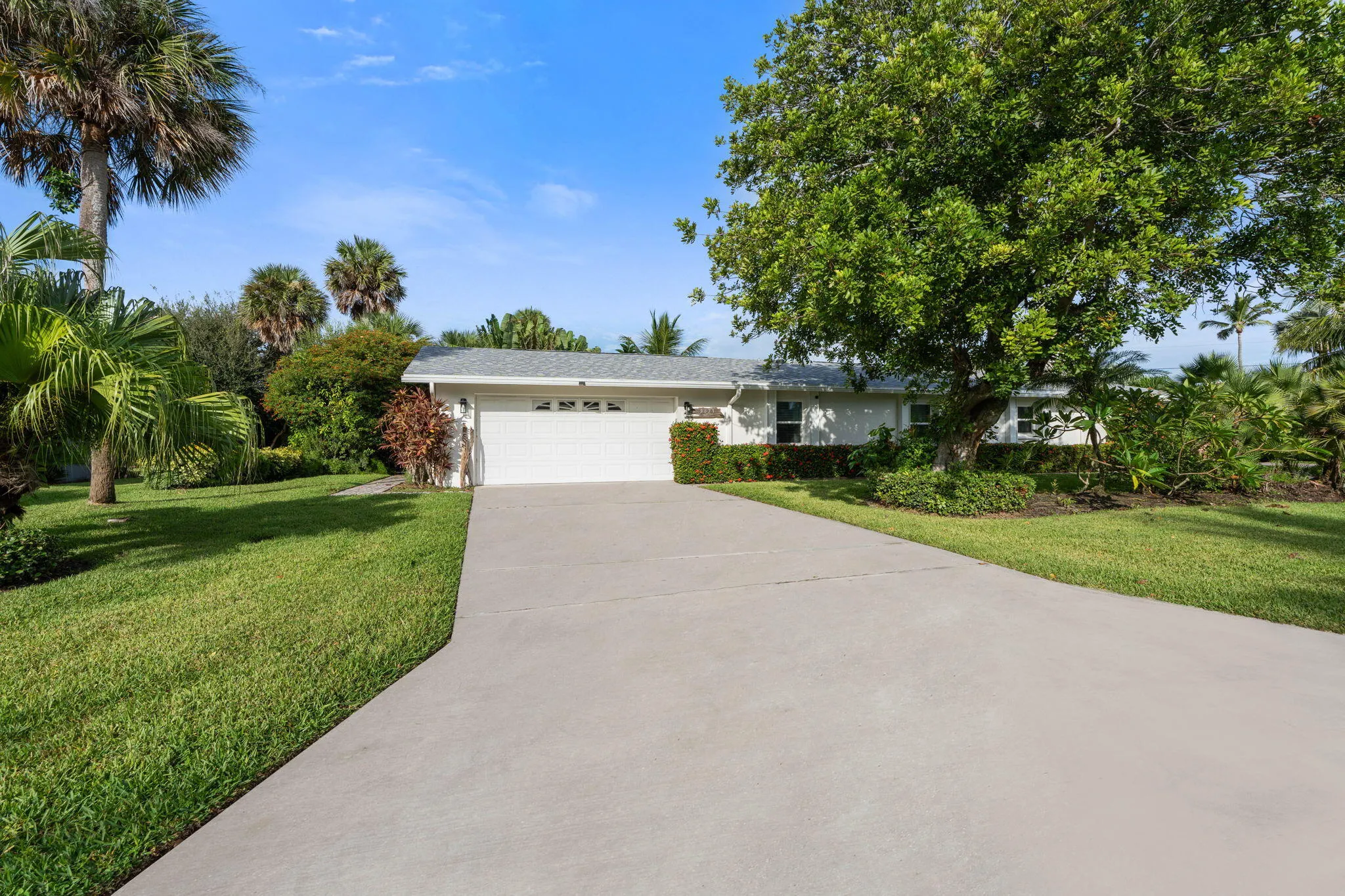 2023 Jacaranda Drive