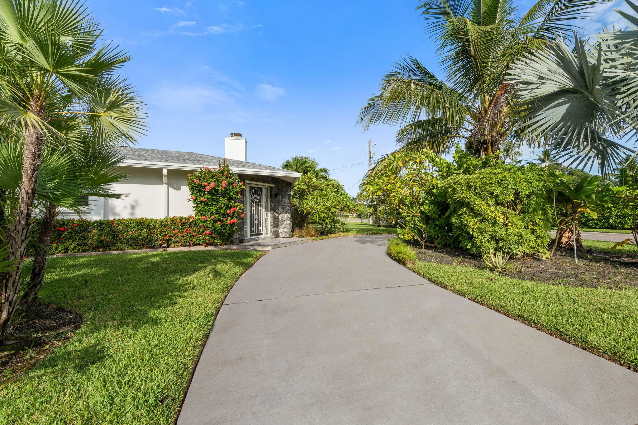 2023 Jacaranda Drive