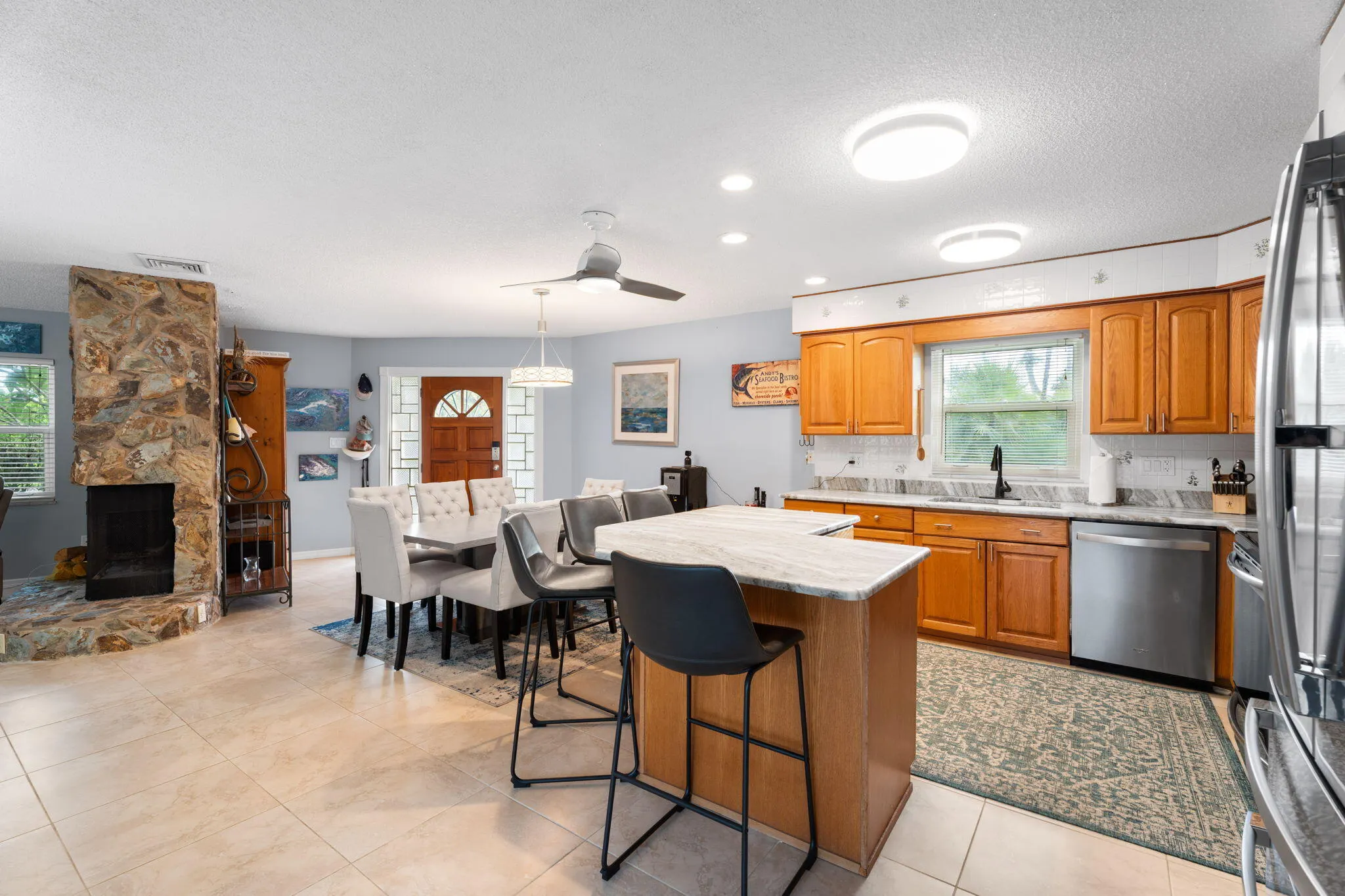 2023 Jacaranda Drive