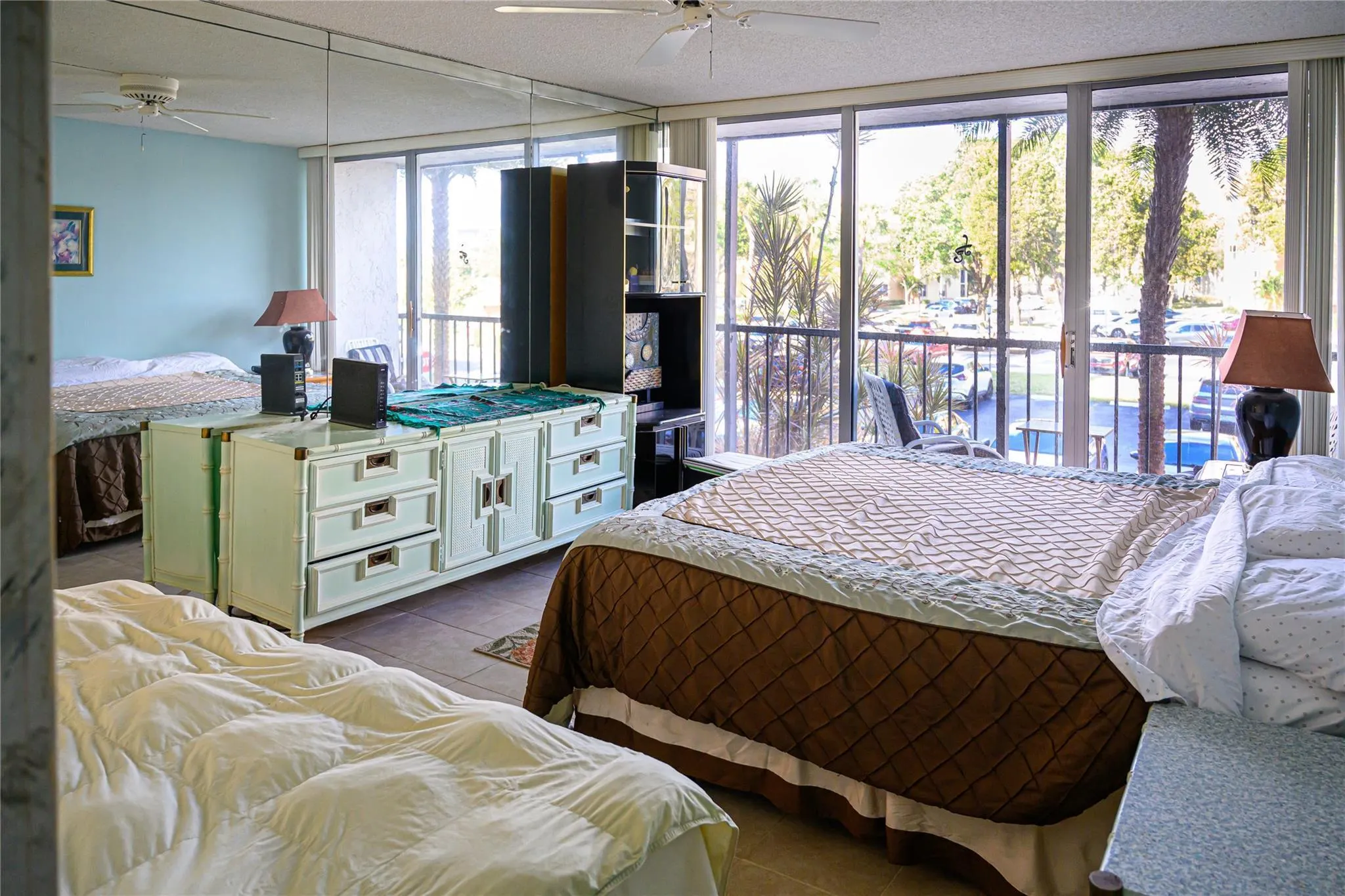 3821 Environ Boulevard, #202