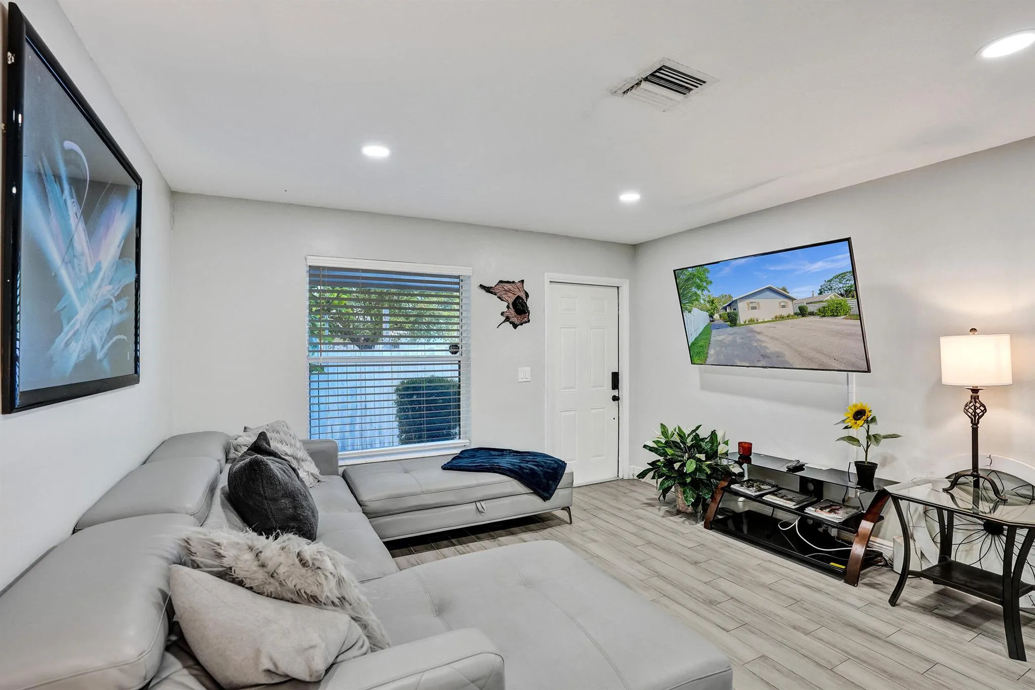 343 SE 4th Avenue