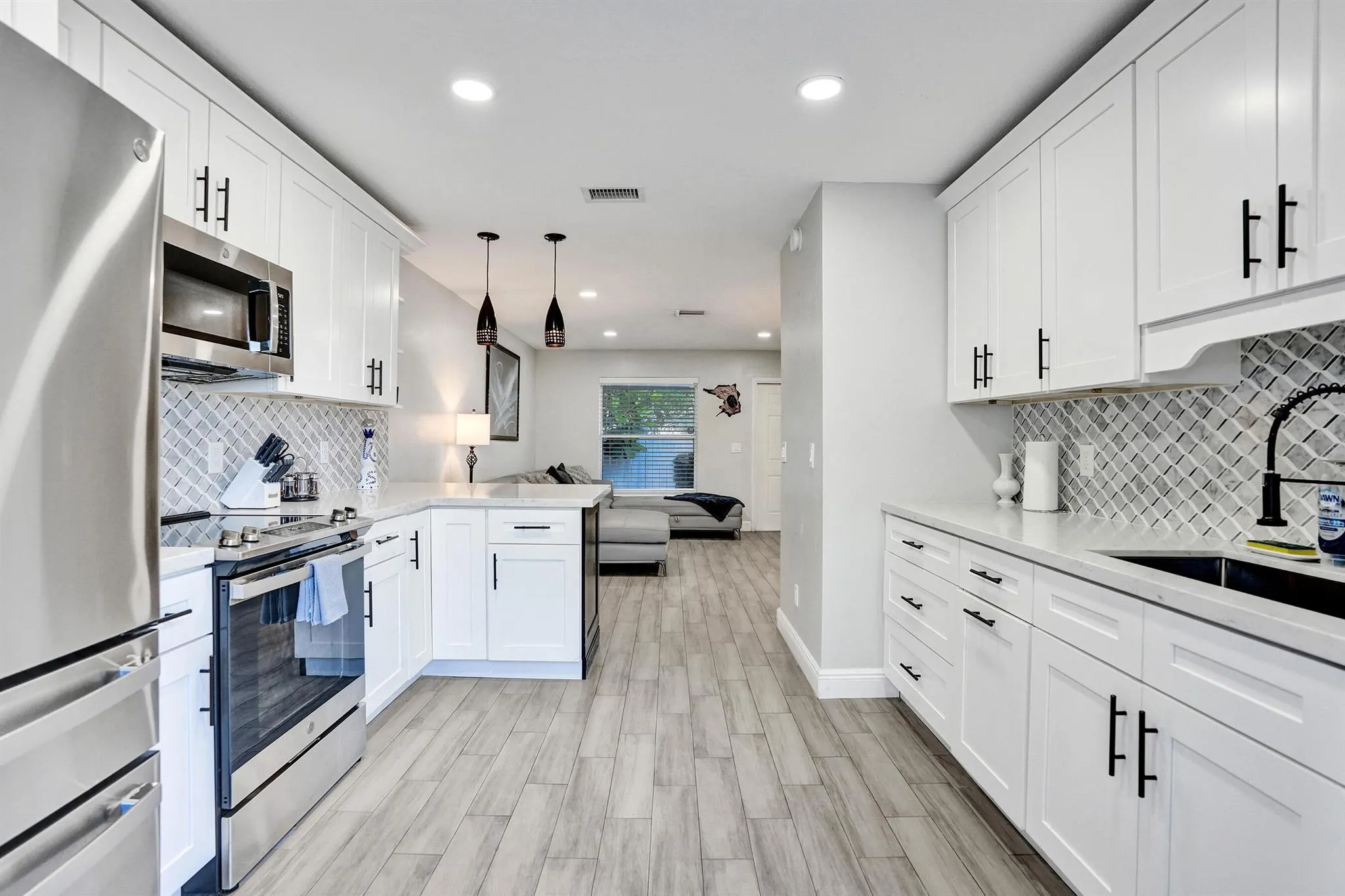 343 SE 4th Avenue