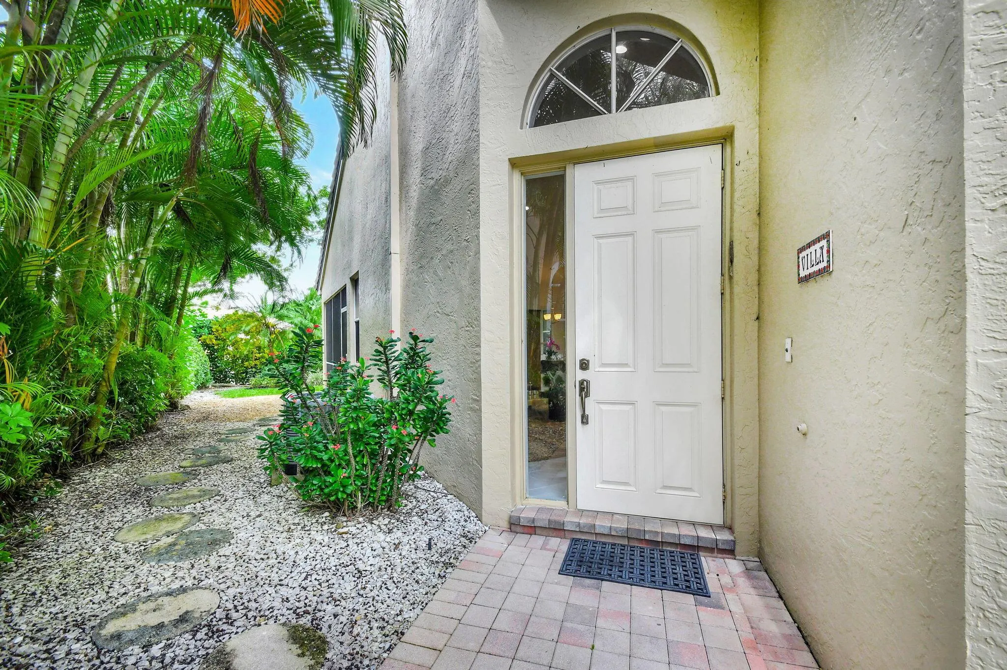 4681 Carlton Golf Drive