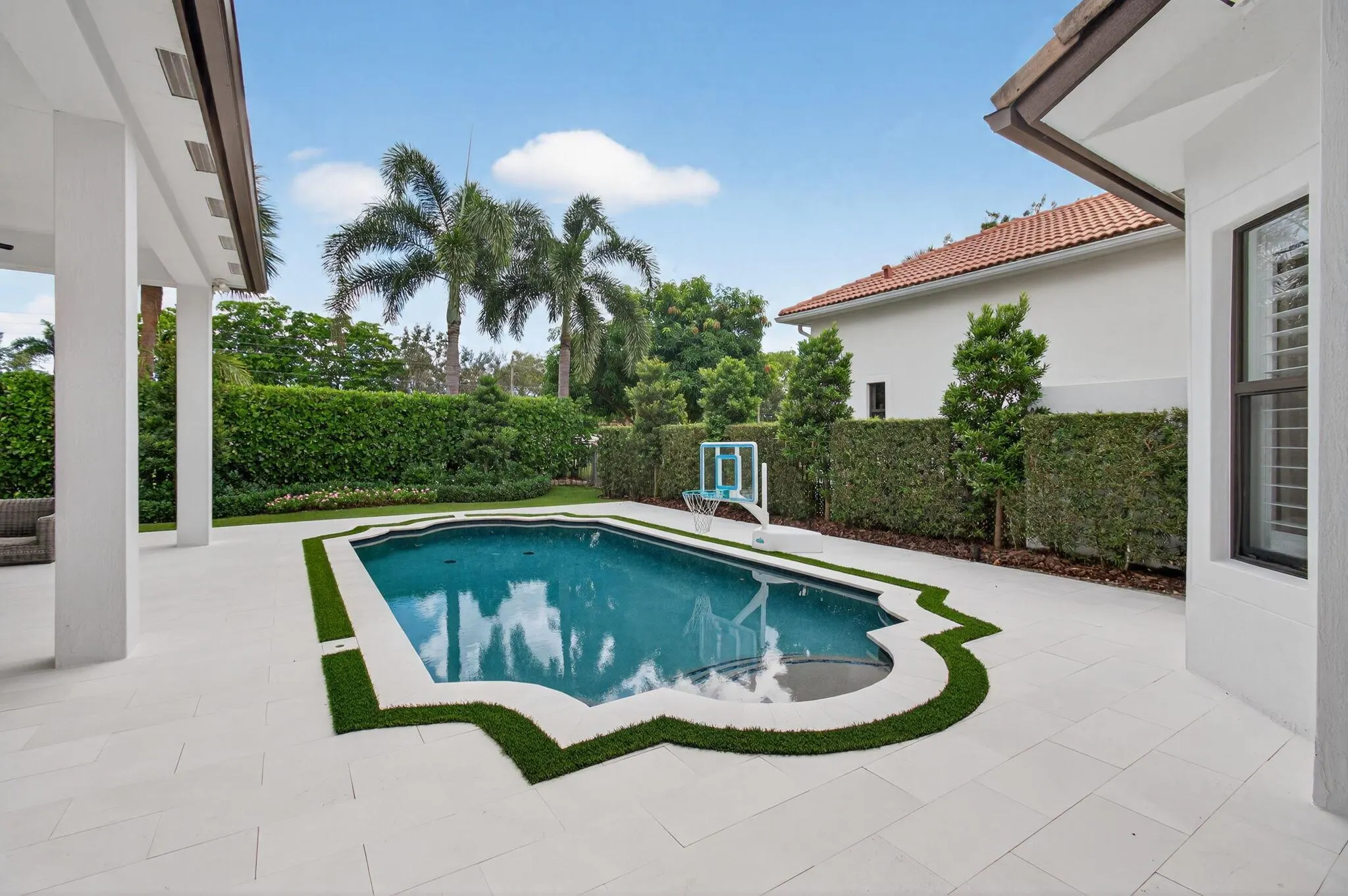 16114 Rosecroft Terrace