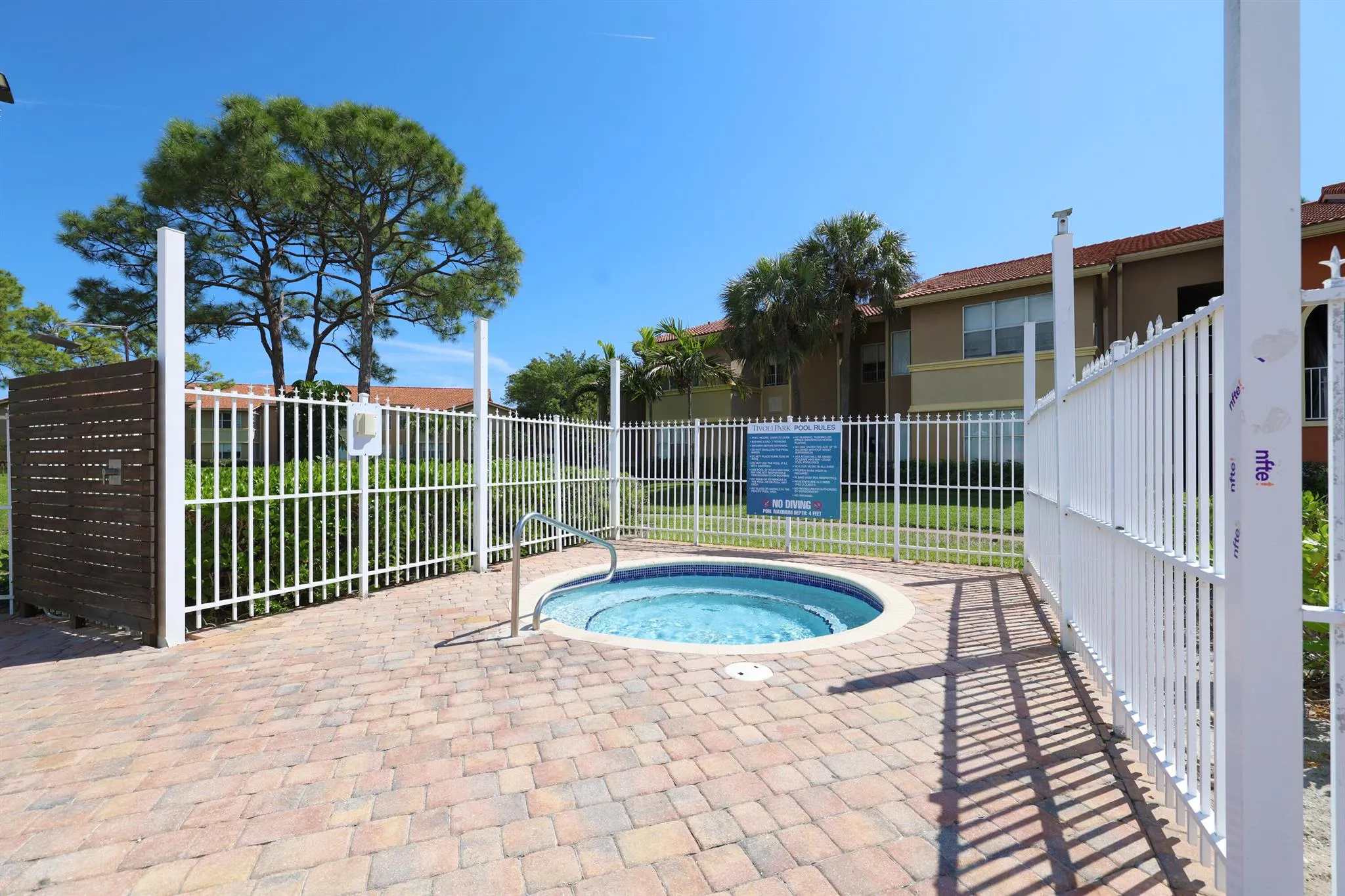 927 Siesta Key Boulevard
