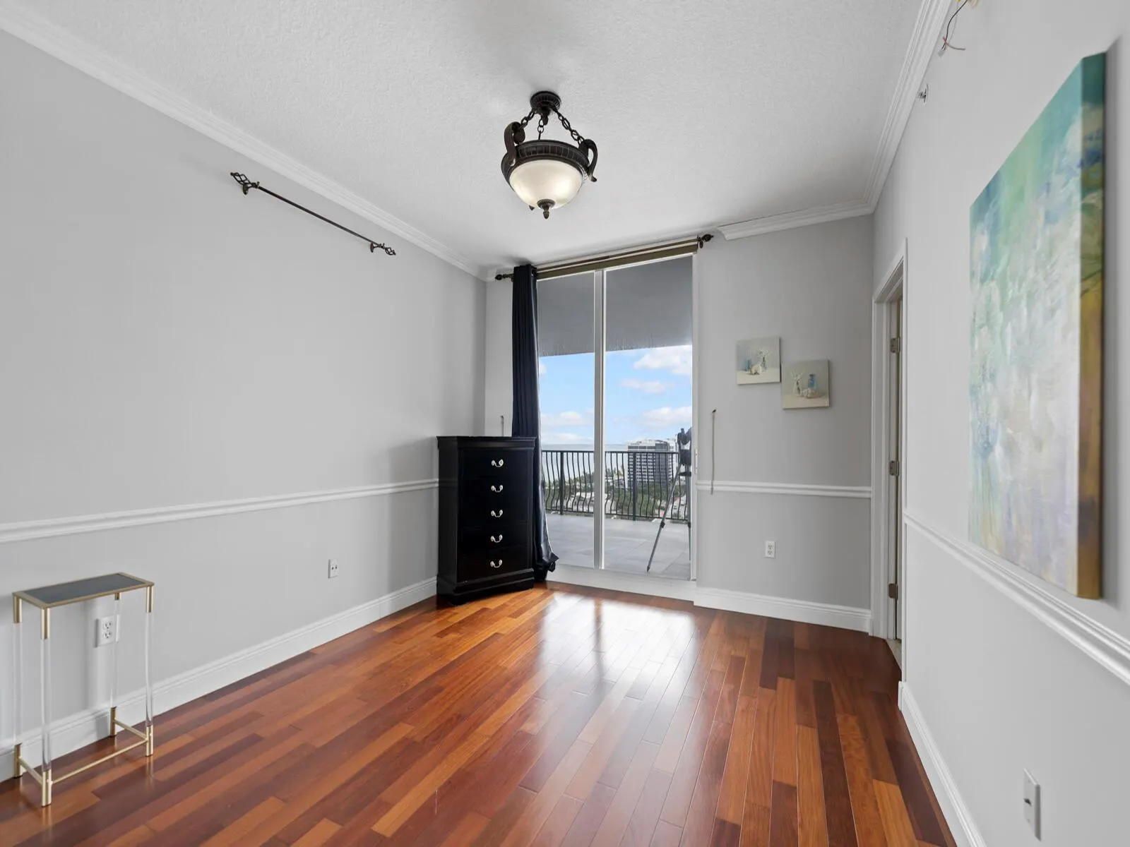 100 S Birch Road, #1604e