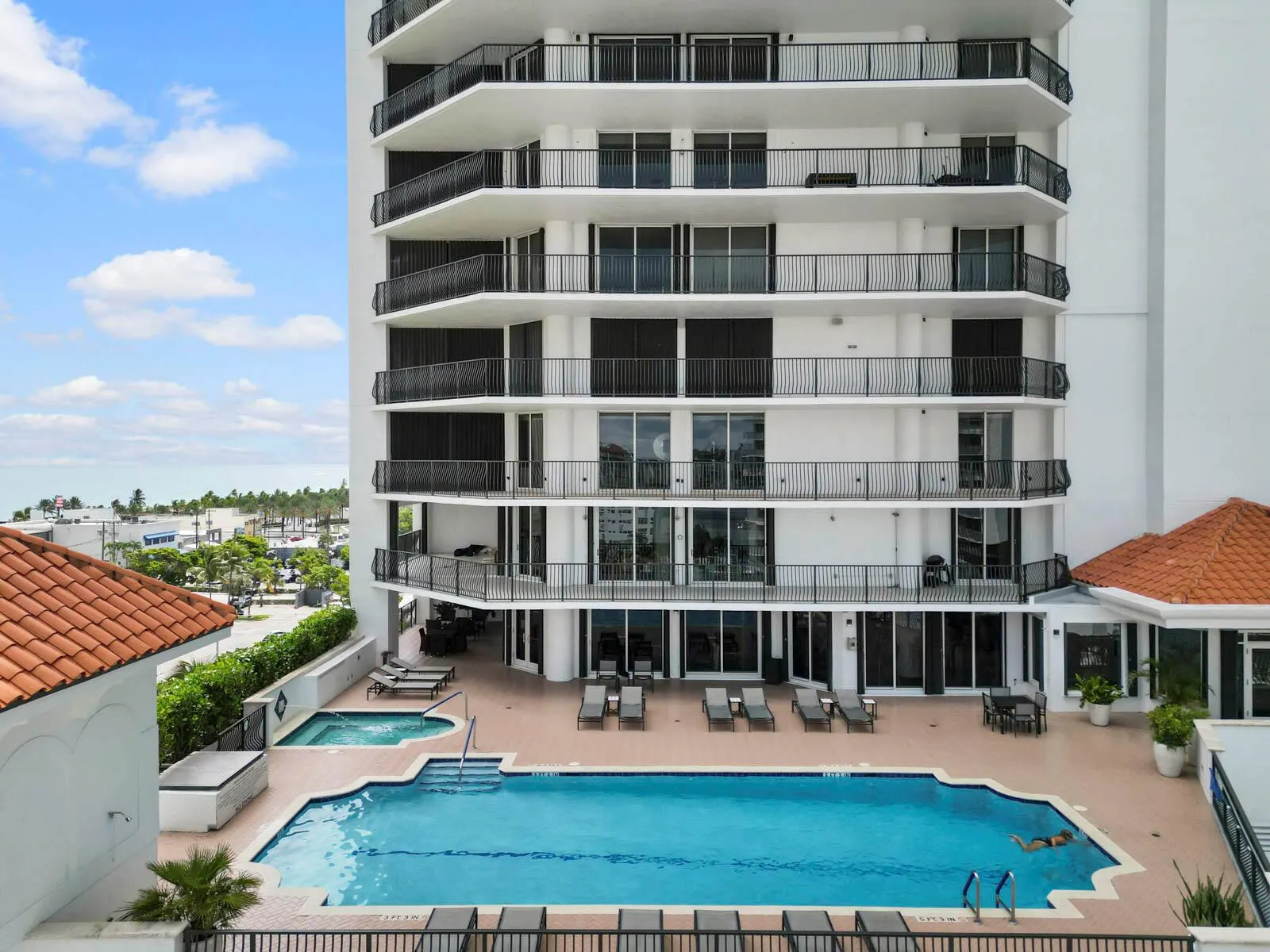 100 S Birch Road, #1604e