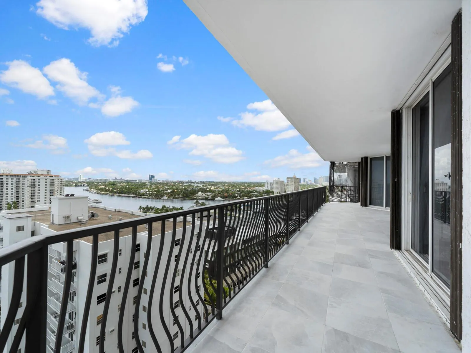 100 S Birch Road, #1604e