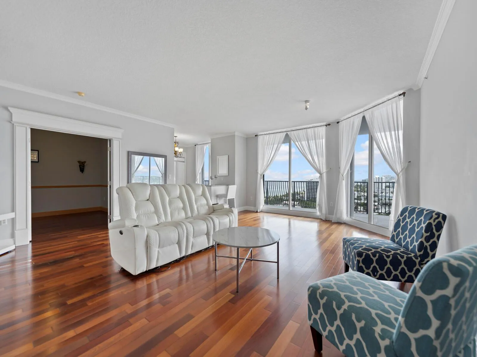 100 S Birch Road, #1604e