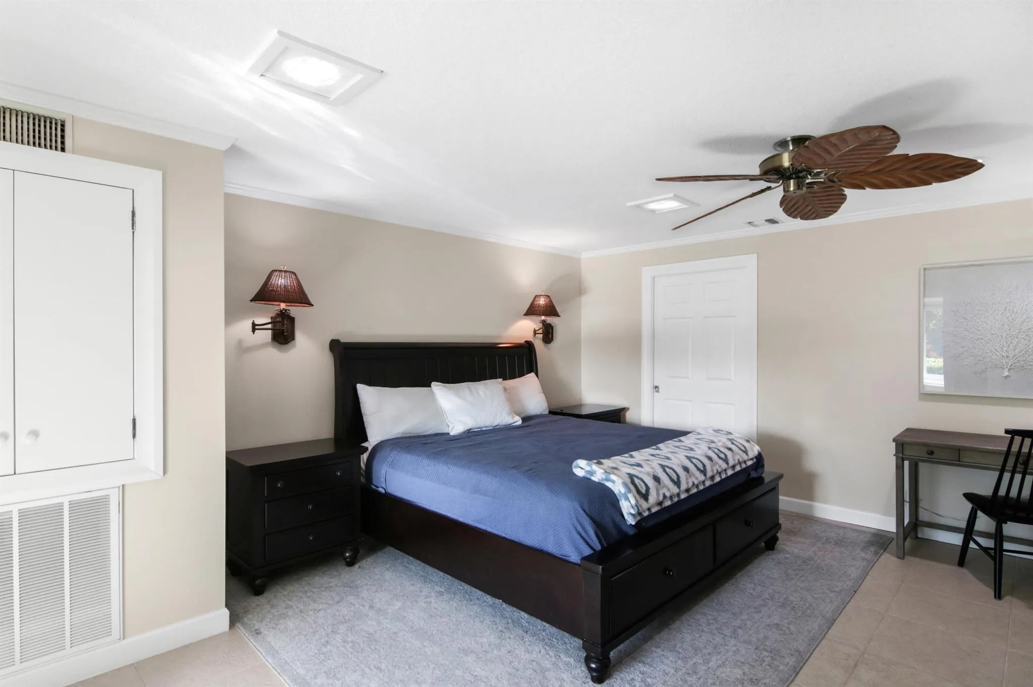 1282 SW Pelican Crescent