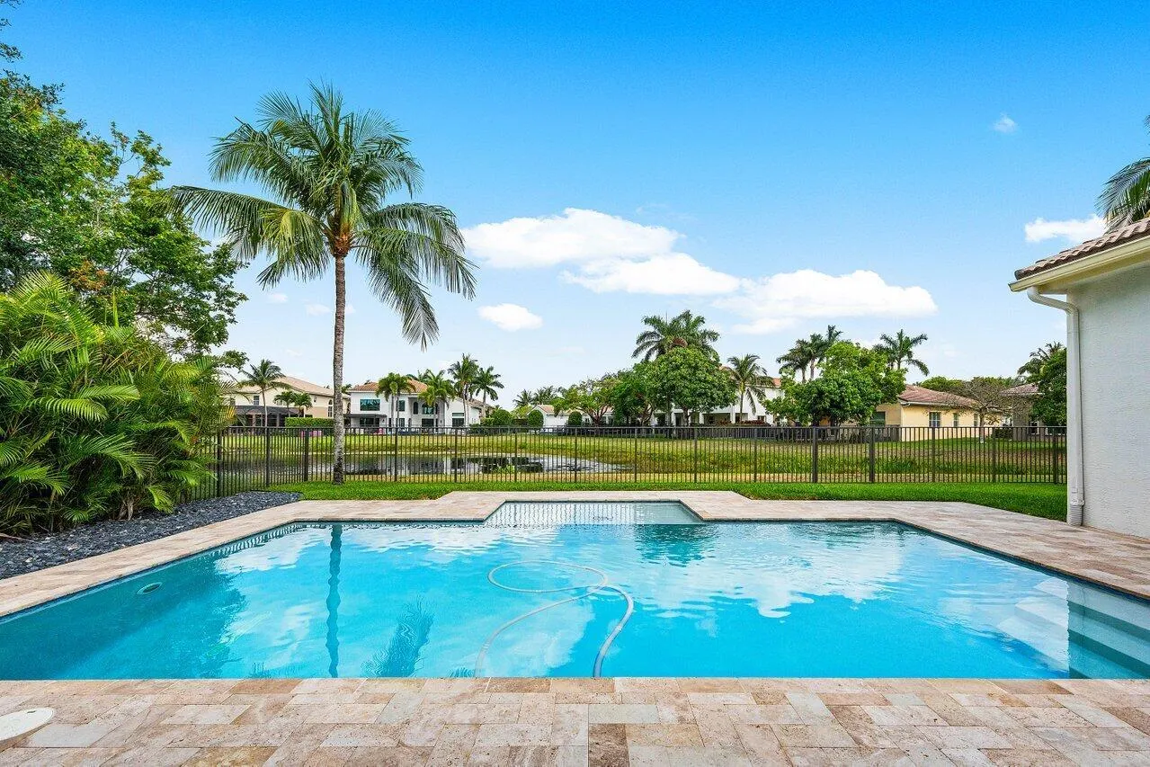 11952 Fox Hill Circle