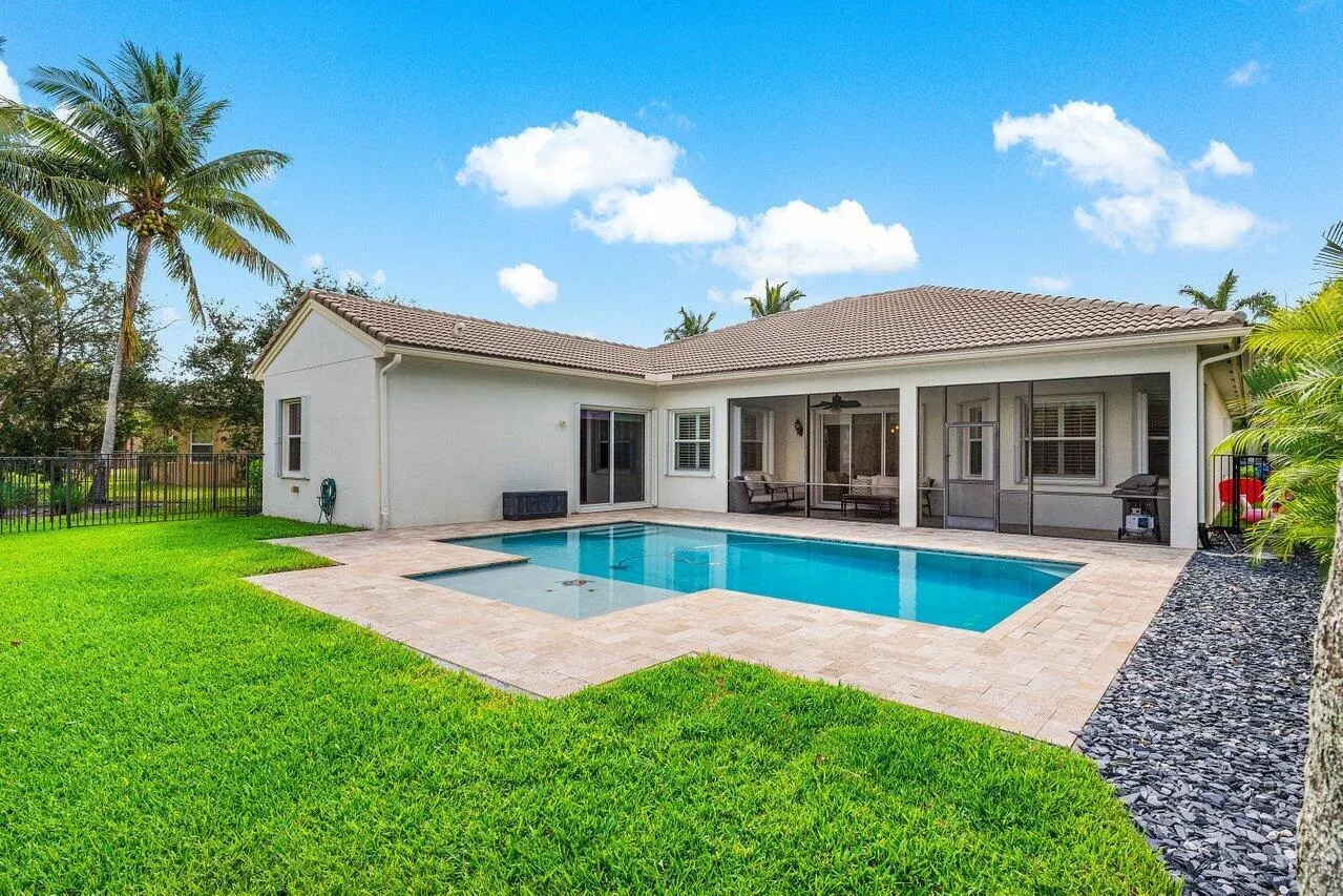 11952 Fox Hill Circle