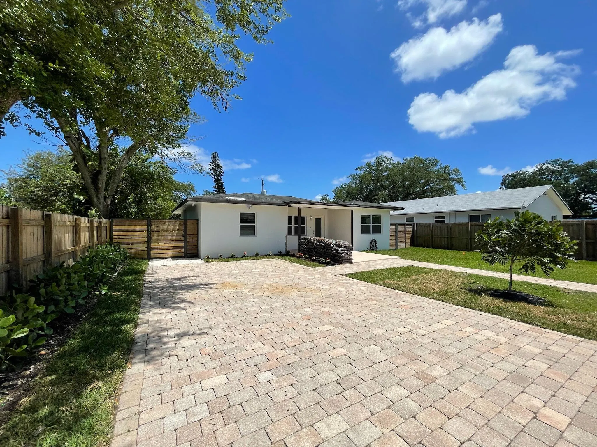1564 SW 28th Terrace, #1564