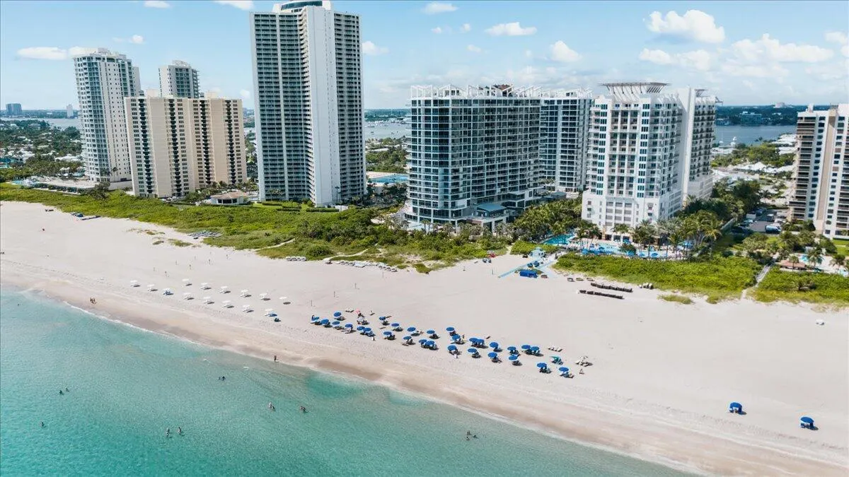 3100 N Ocean Drive, #P-1004