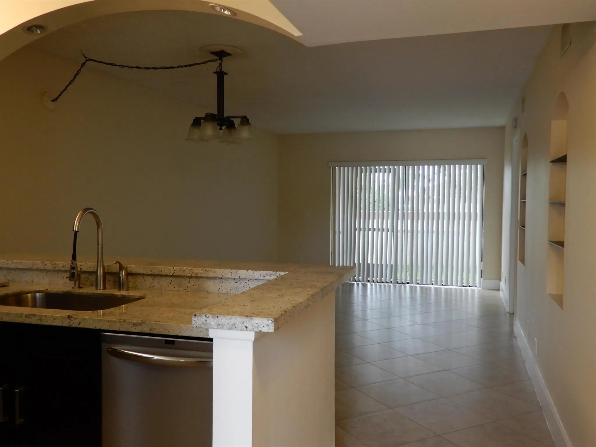 6585 Somerset Drive, #102