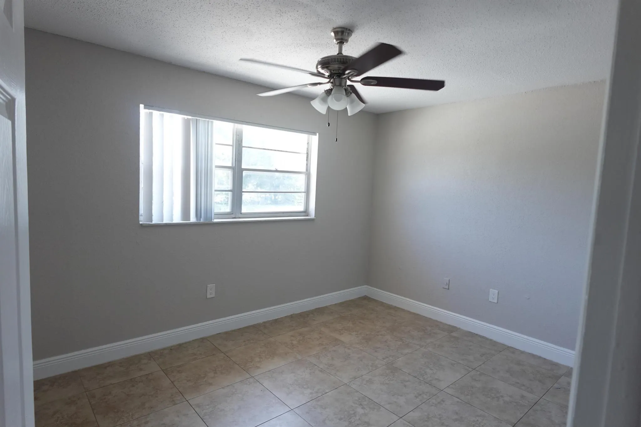 650 SW 2nd Avenue, #2520