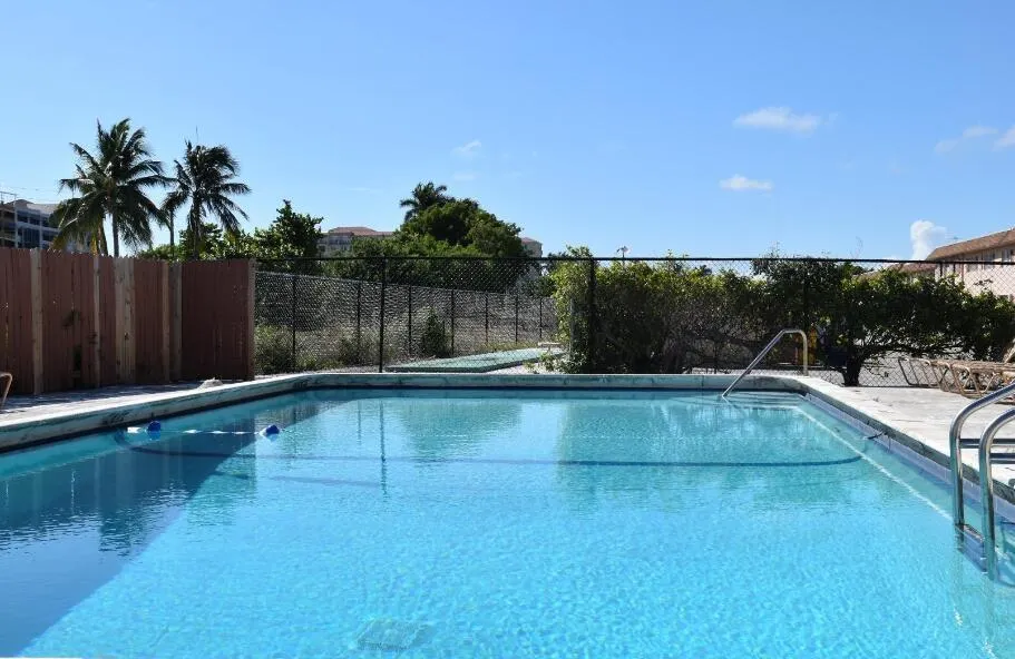 650 SW 2nd Avenue, #2520