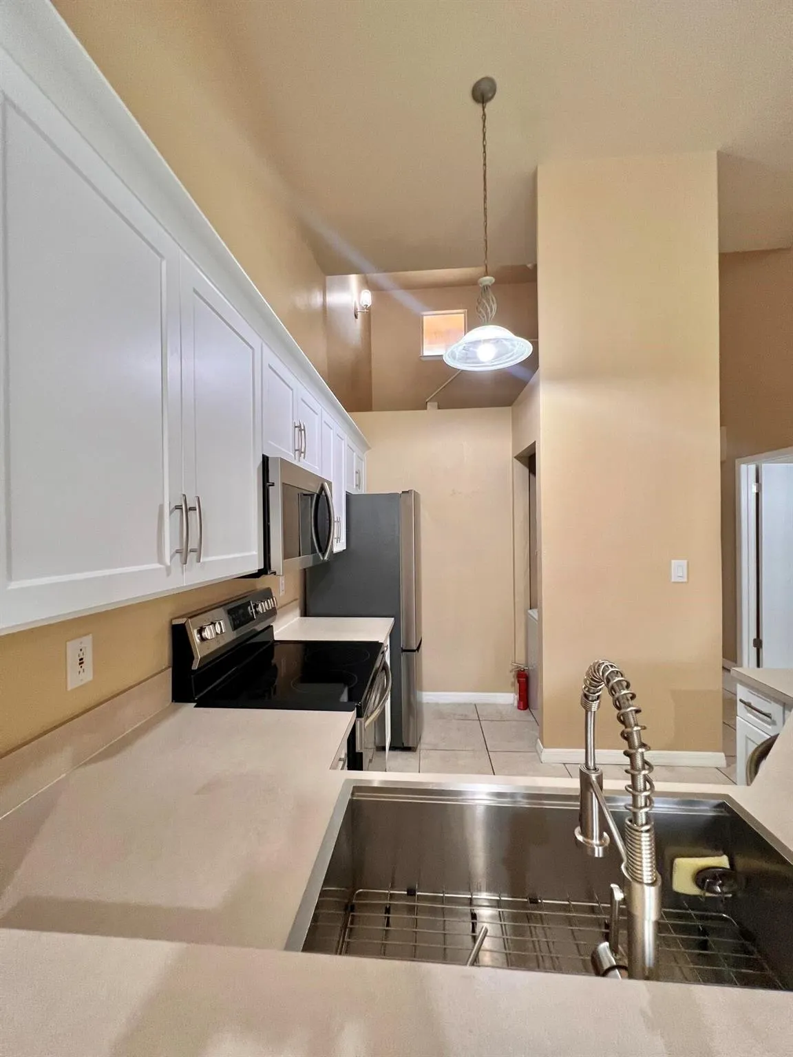 4863 Via Palm Lakes, #805