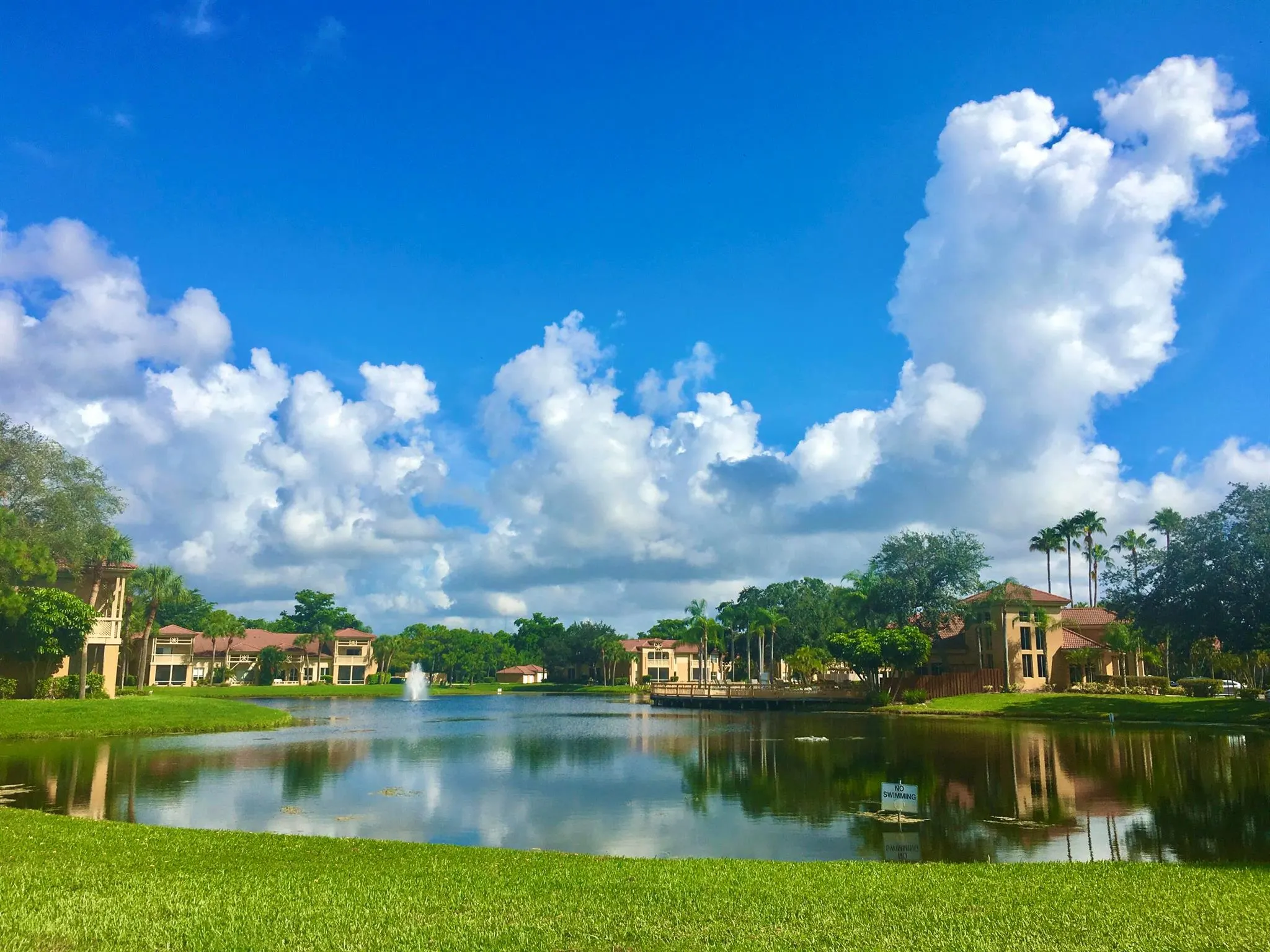 4863 Via Palm Lakes, #805
